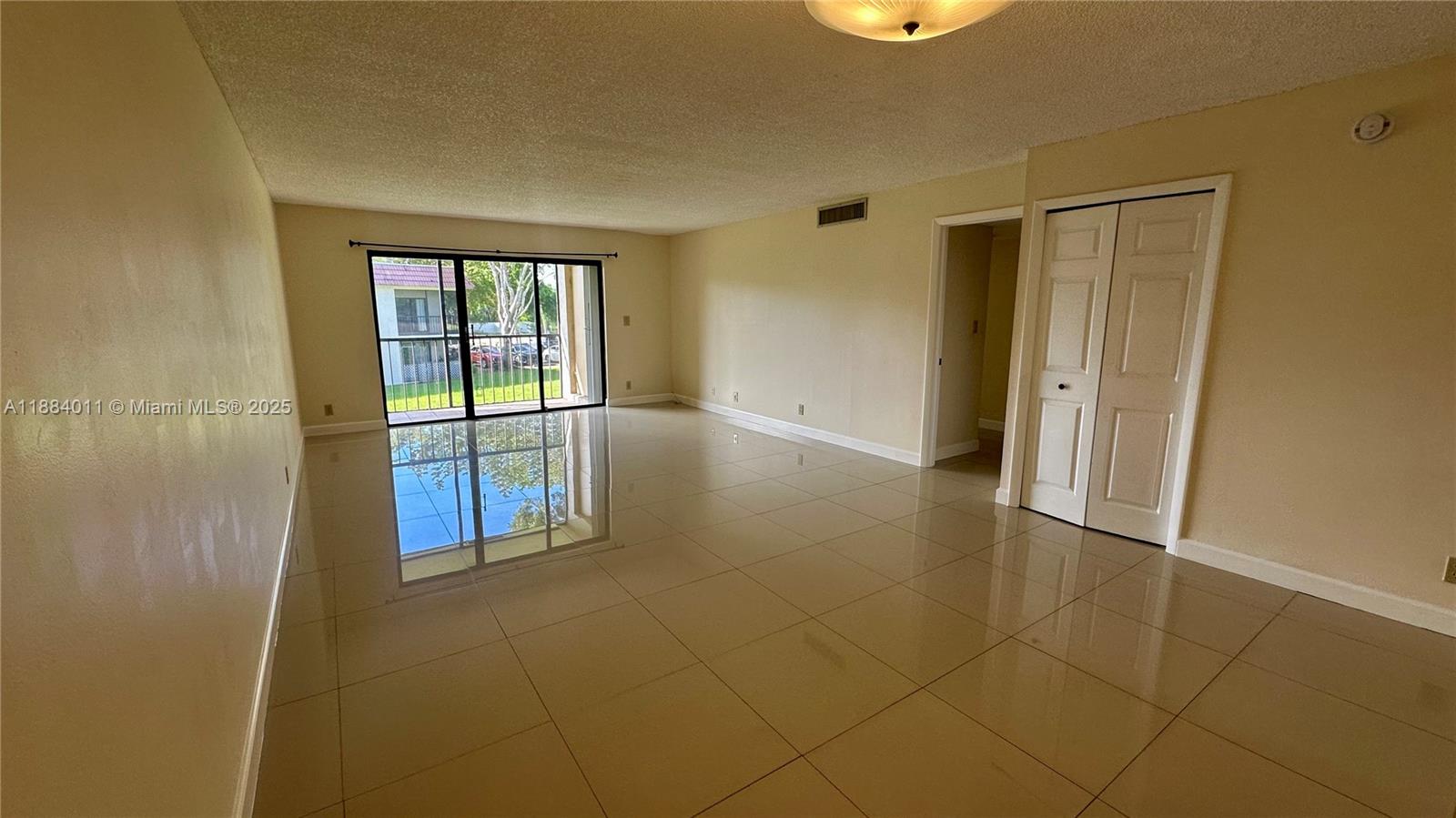 SADDLE CLUB GARDEN APTS A - Residential Lease