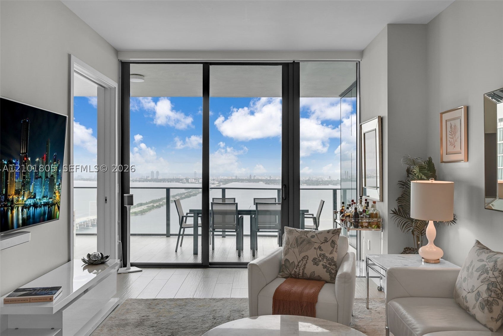 View photos, virtual tours, details... 480 NE 31st St 4705