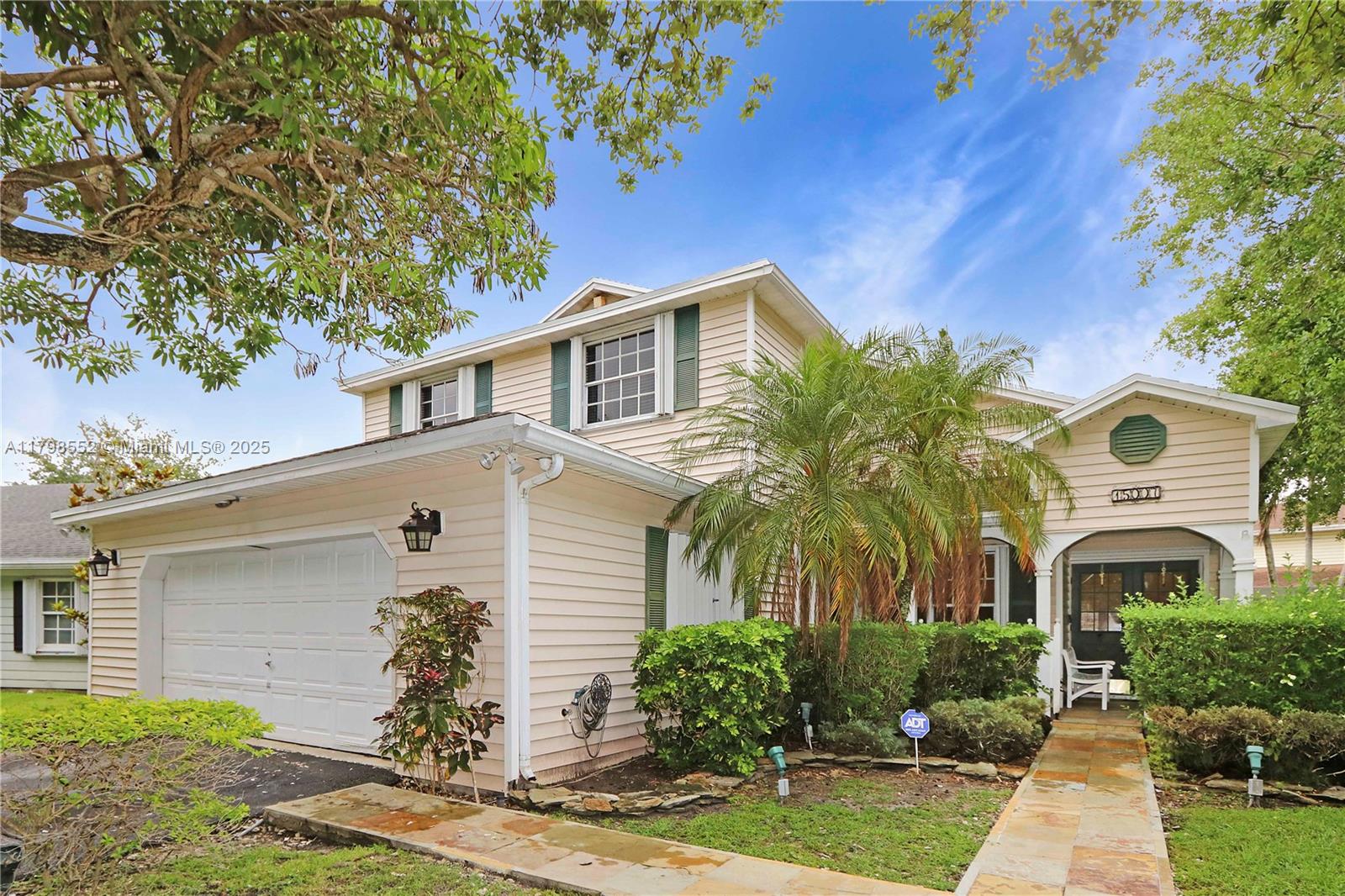 15007 Sw 141st Pl, Miami, Broward County, Florida - 4 Bedrooms  
3 Bathrooms - 