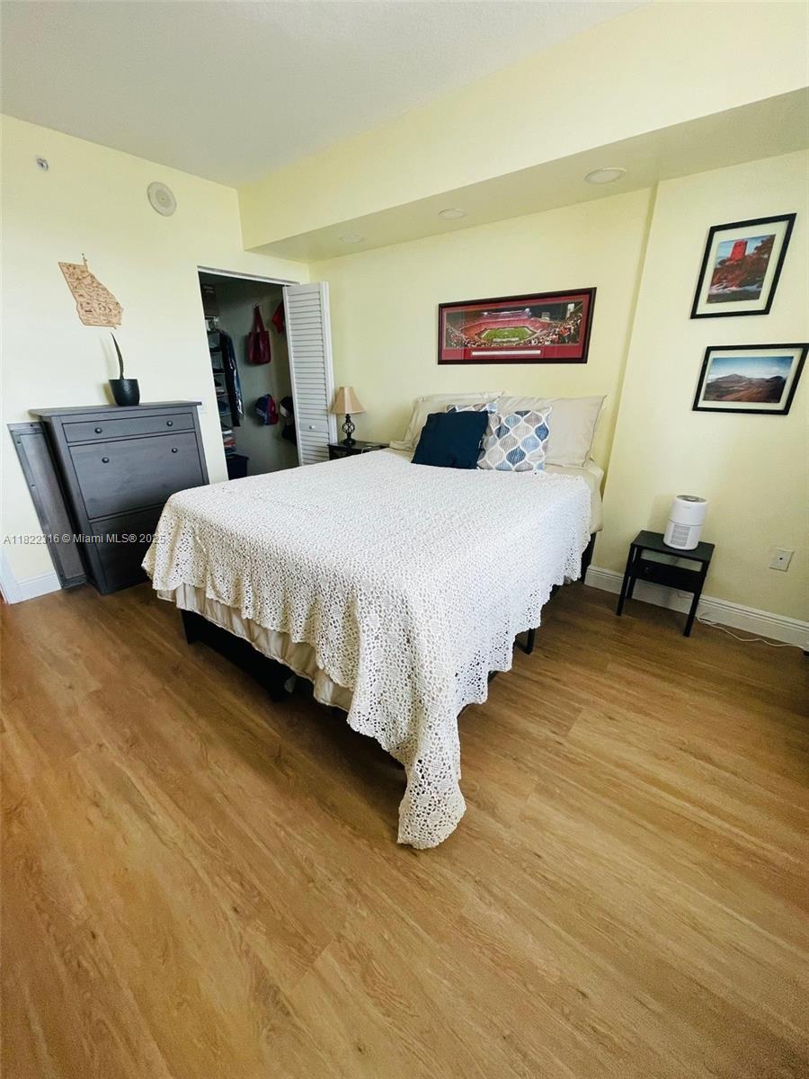 MEDITERRANEA CONDO - Residential