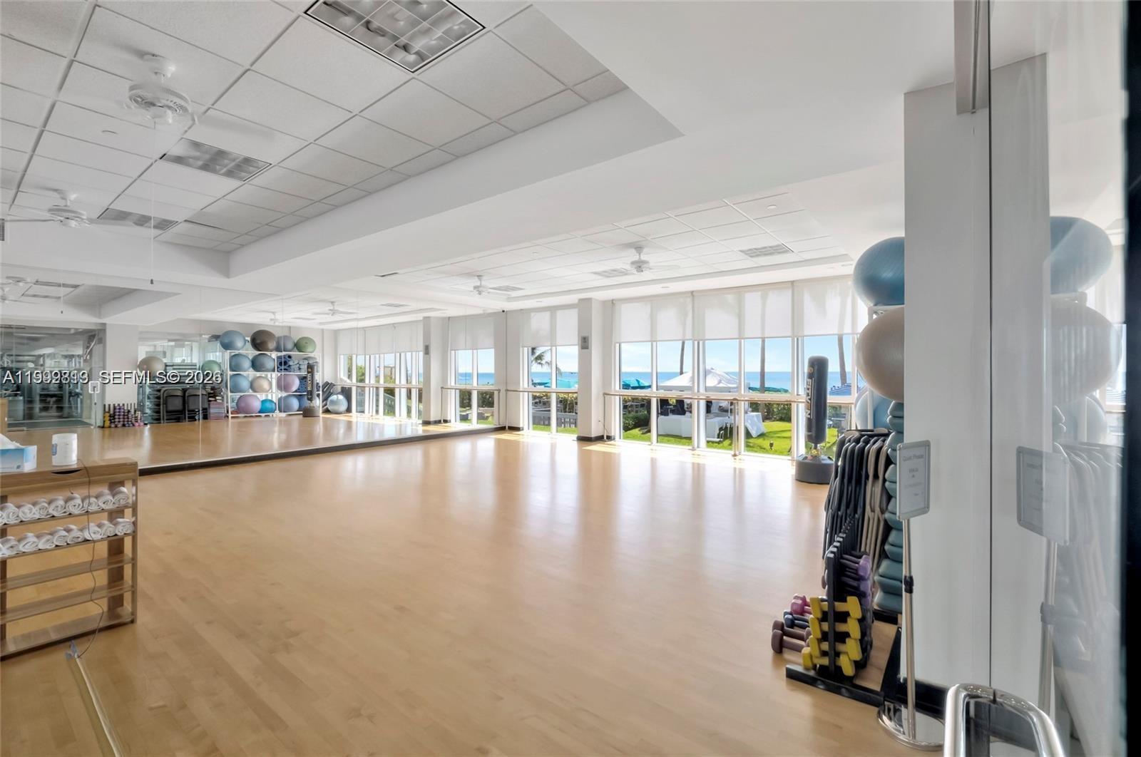 OCEANIA I CONDO - Residential