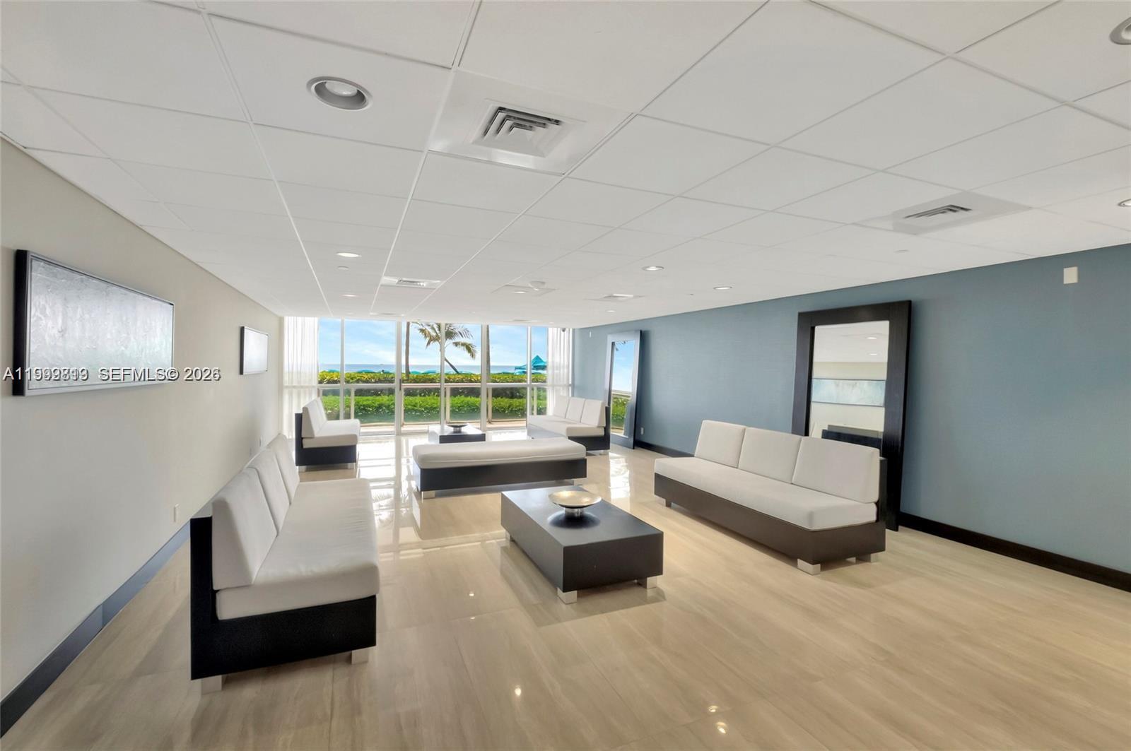 OCEANIA I CONDO - Residential