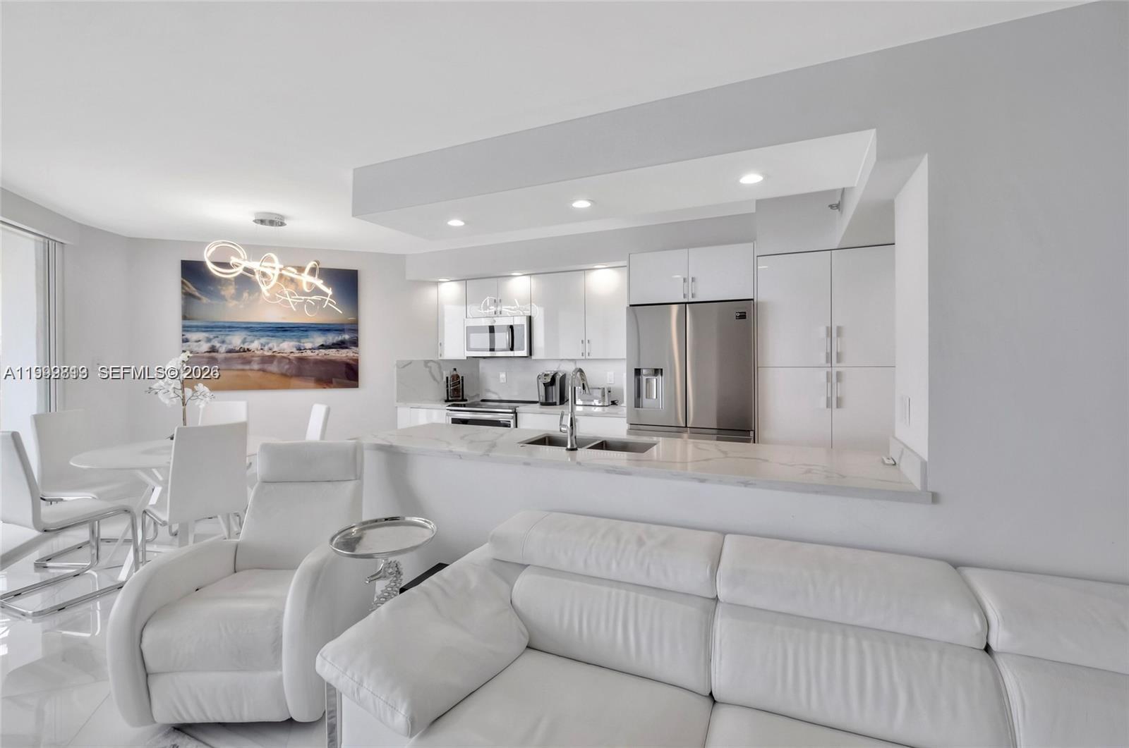 OCEANIA I CONDO - Residential