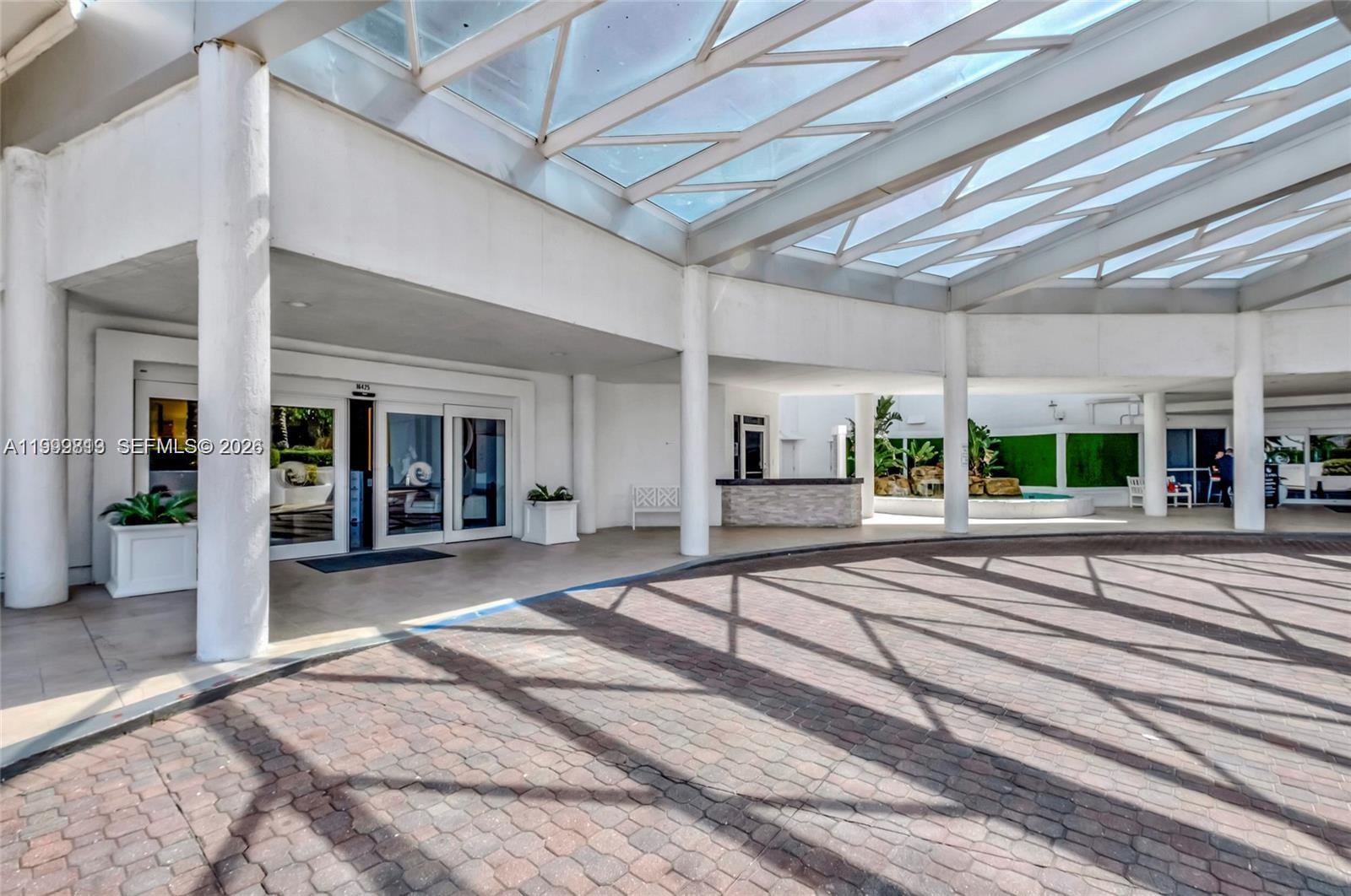 OCEANIA I CONDO - Residential