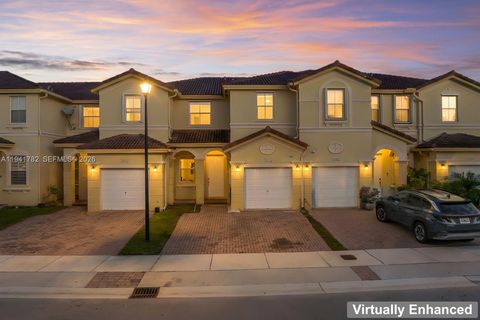 8633 NW 112th Pl Doral FL 33178