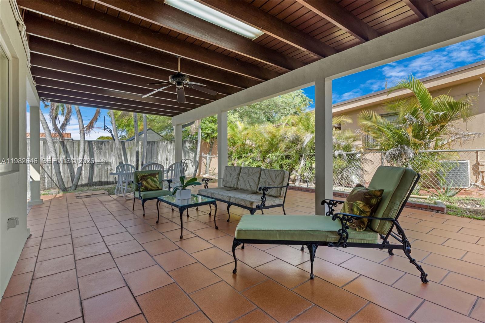 PALM SPRINGS SEC 4 - 5TH - Residential