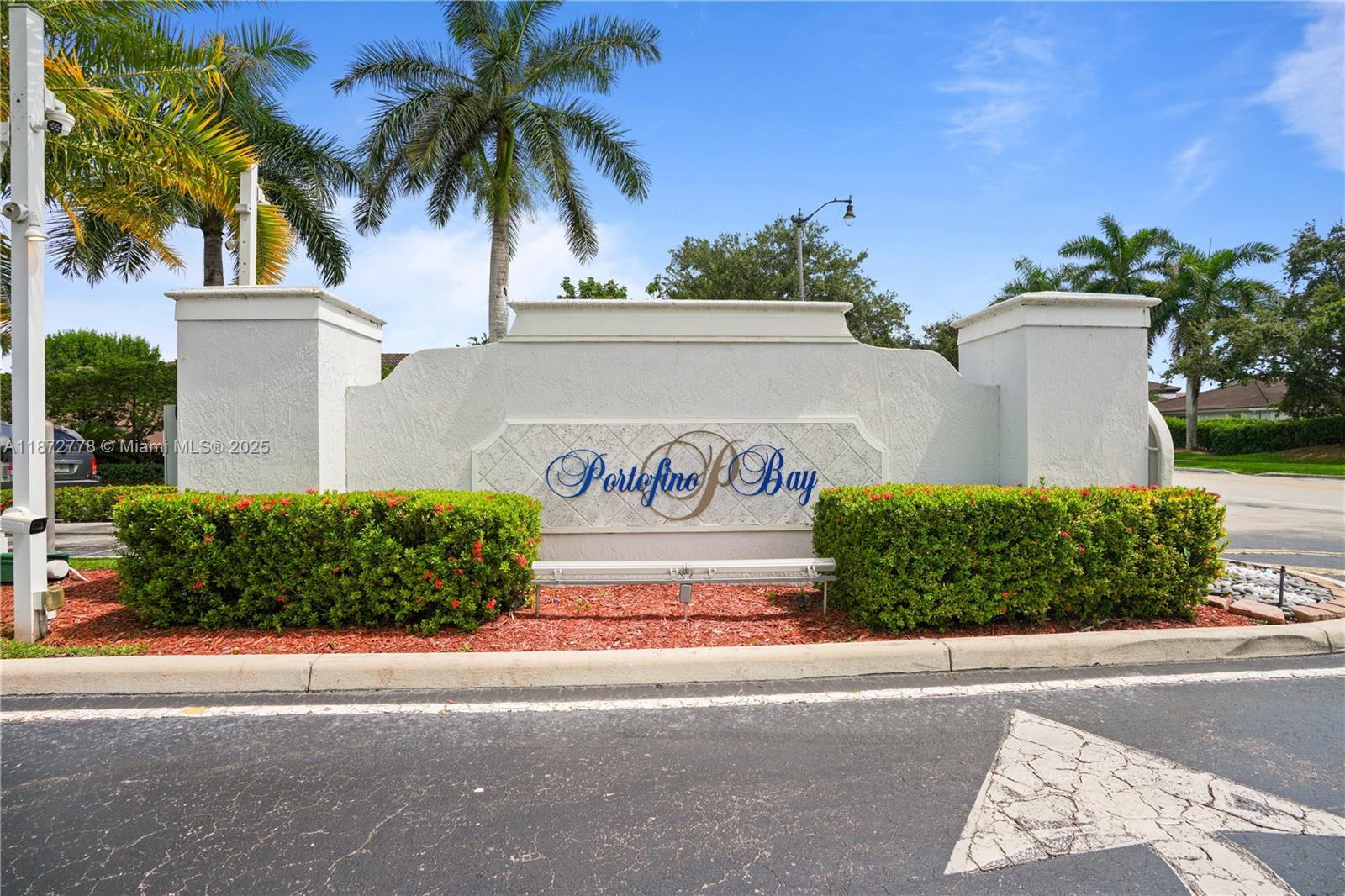 PORTOFINO BAY - Residential