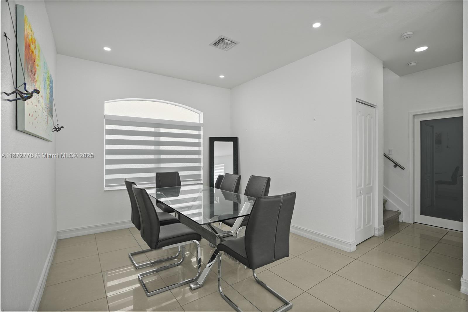 PORTOFINO BAY - Residential