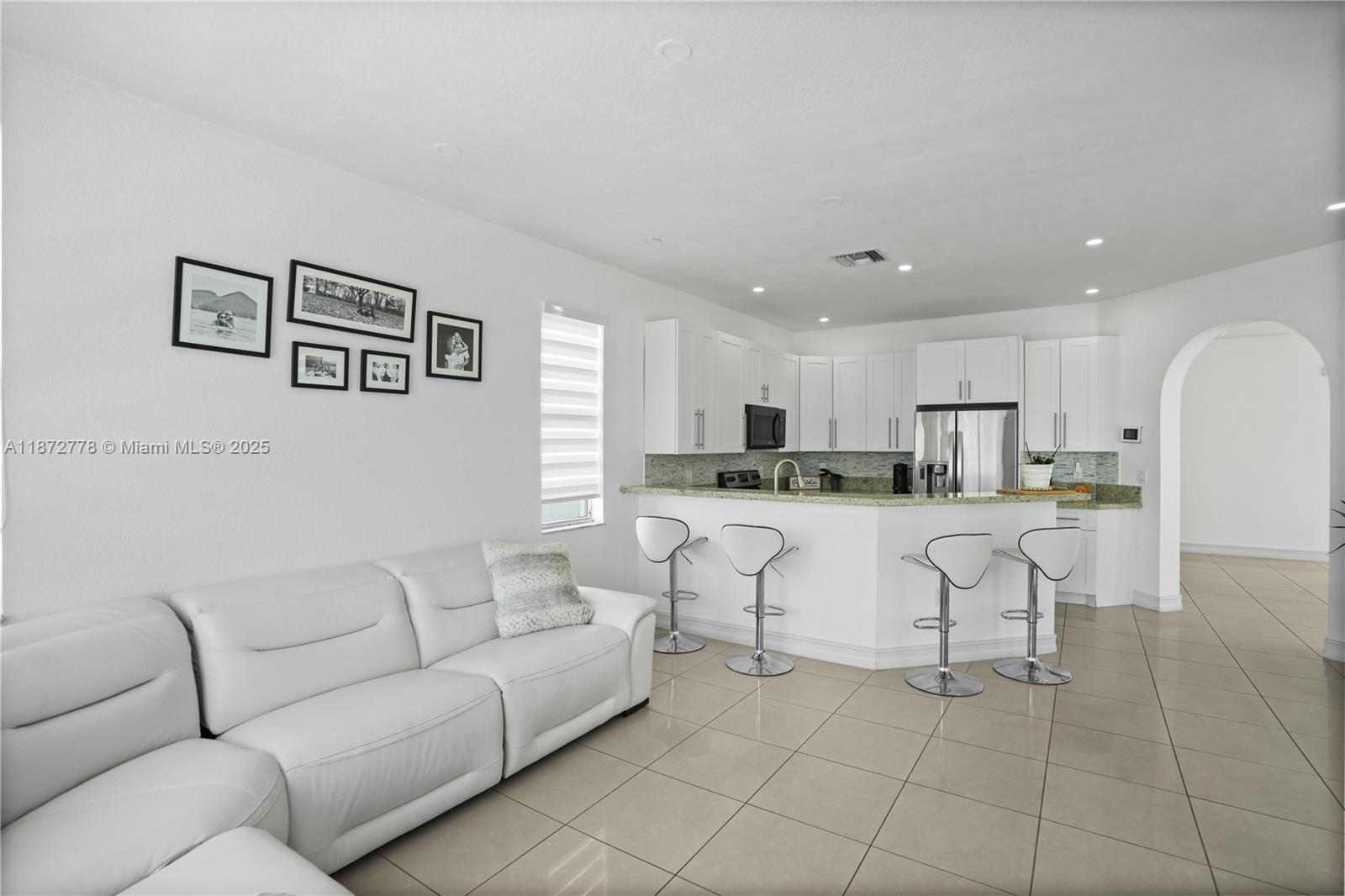 PORTOFINO BAY - Residential