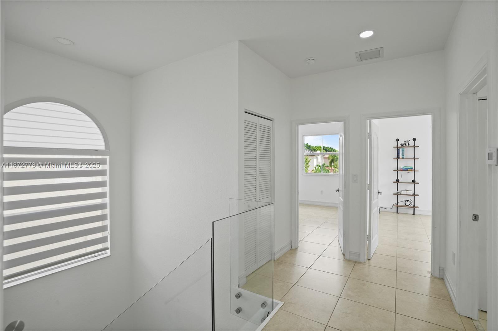 PORTOFINO BAY - Residential