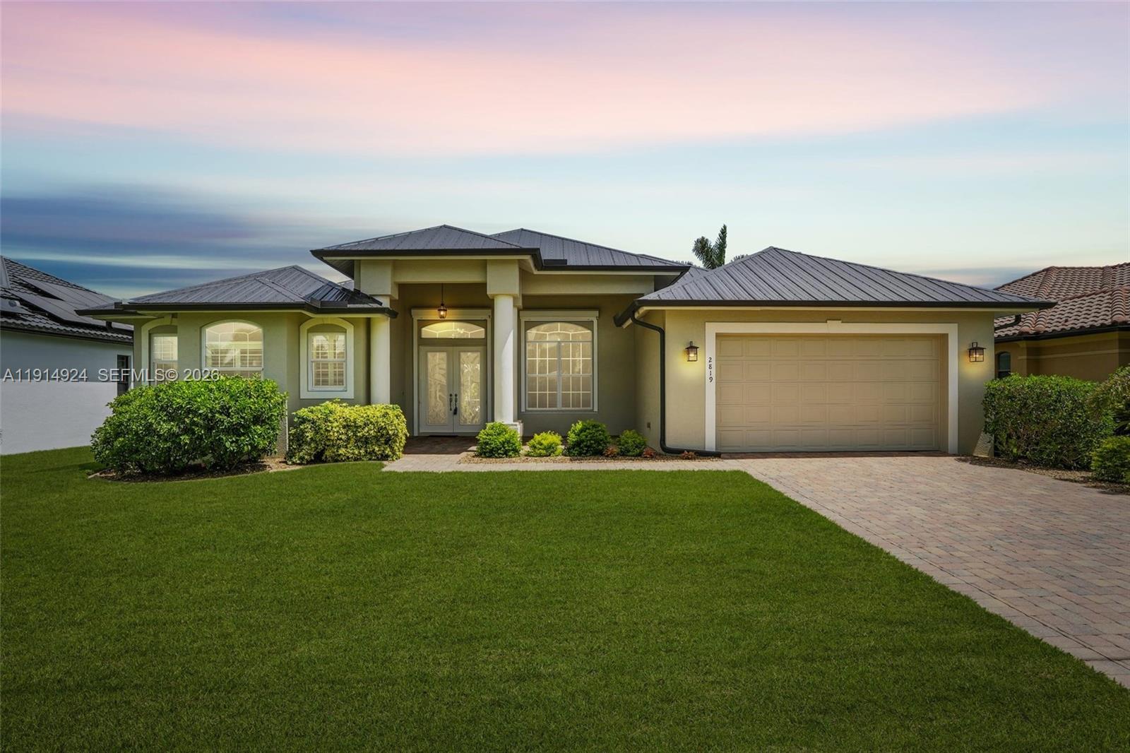 CAPE CORAL - Residential