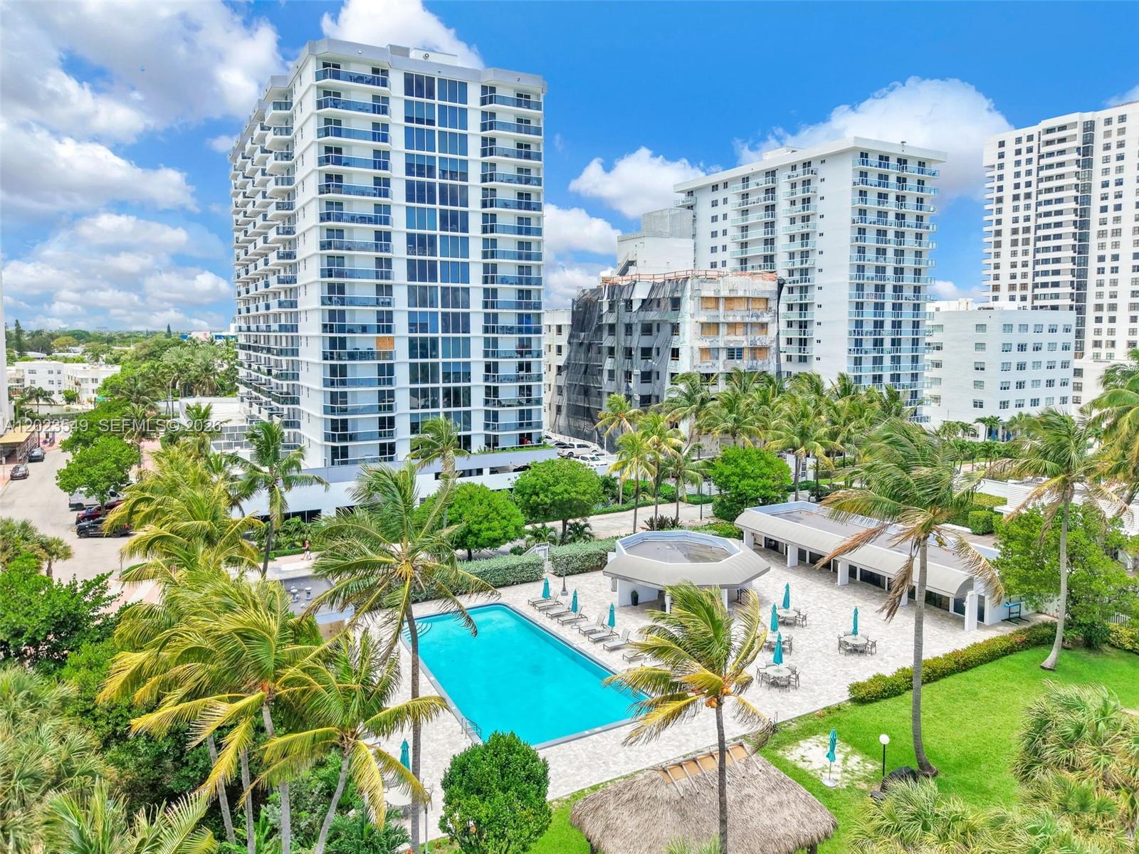 2401 Collins Ave 504