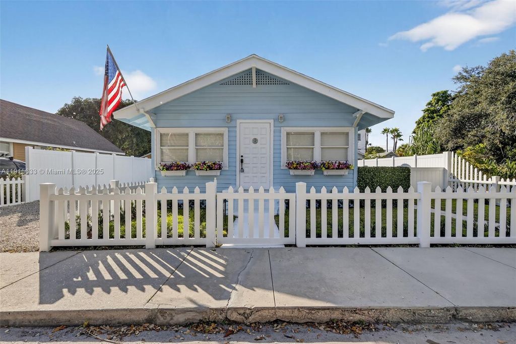 Photo of 123 N Ocean Breeze #A, Lake Worth, FL 33460 (MLS # A11915633)