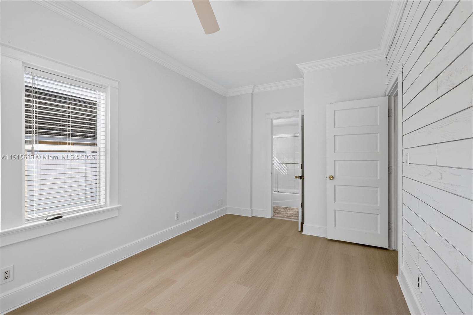 LAKE WORTH TOWN OF - Residential Lease