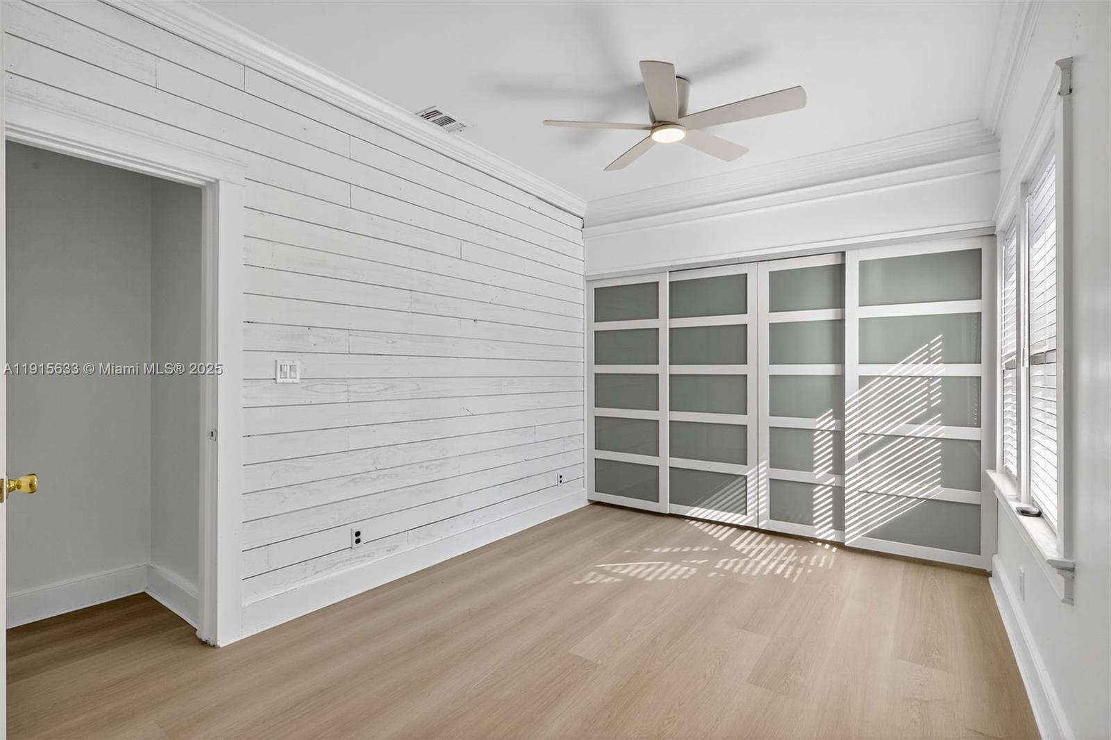 LAKE WORTH TOWN OF - Residential Lease