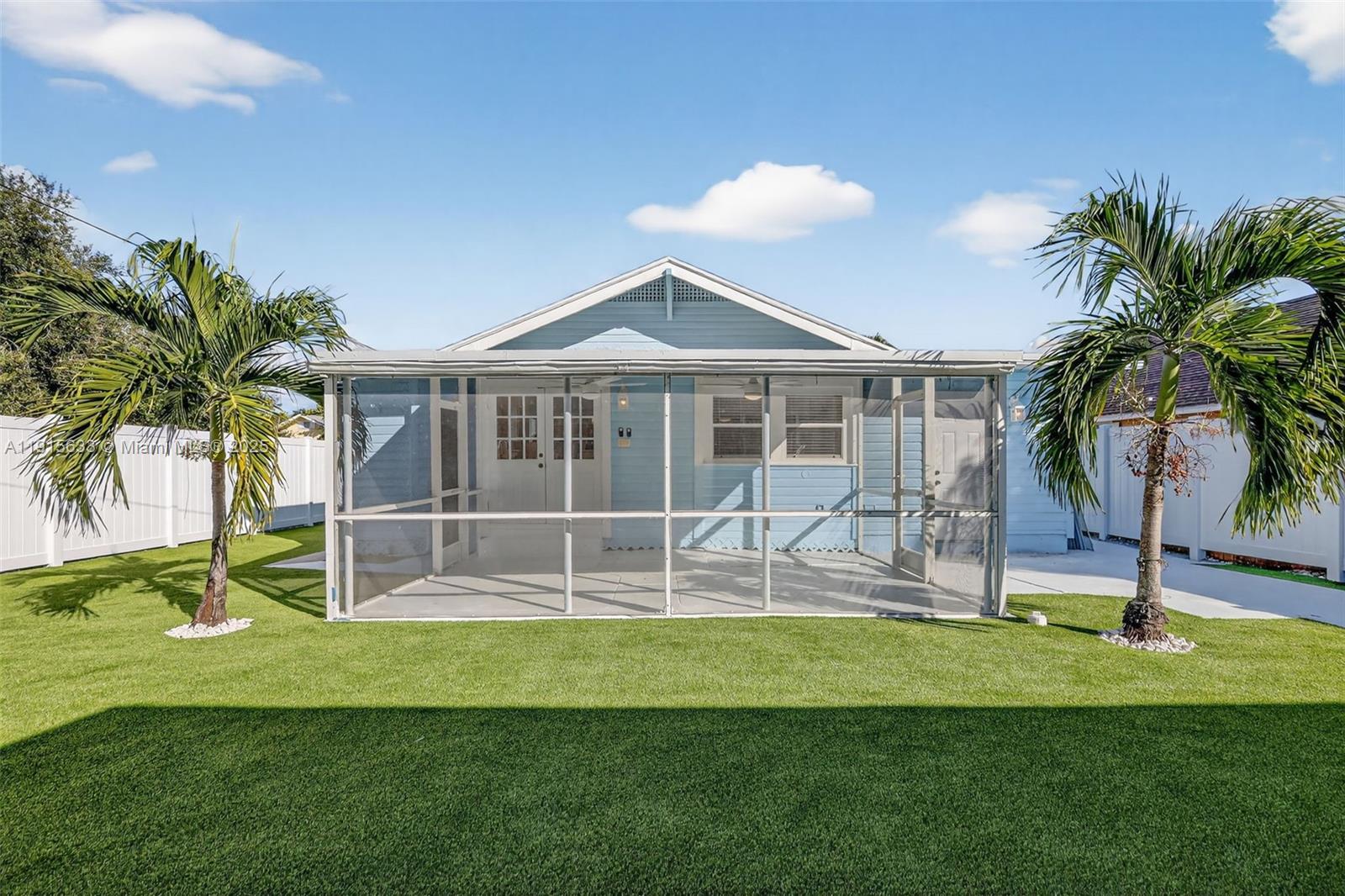 LAKE WORTH TOWN OF - Residential Lease