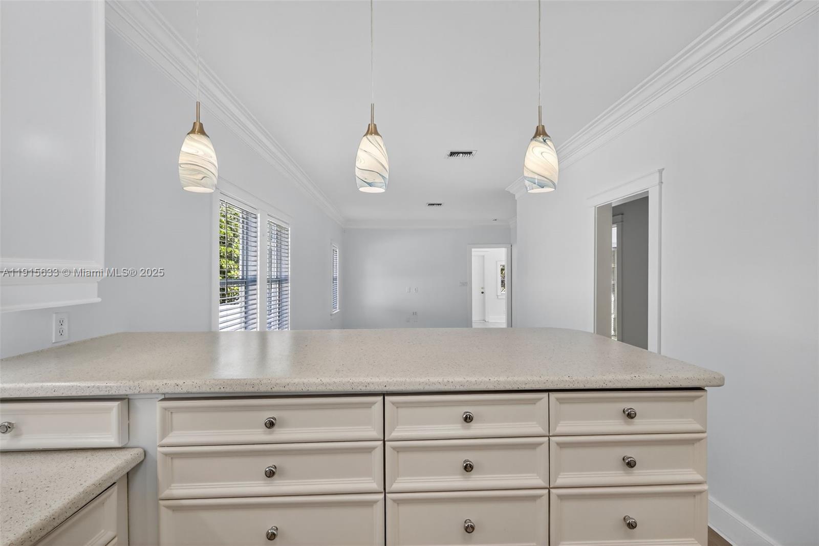 LAKE WORTH TOWN OF - Residential Lease