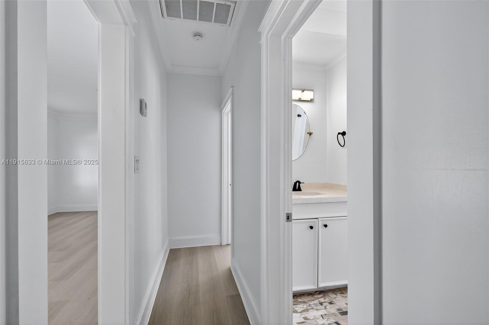 LAKE WORTH TOWN OF - Residential Lease