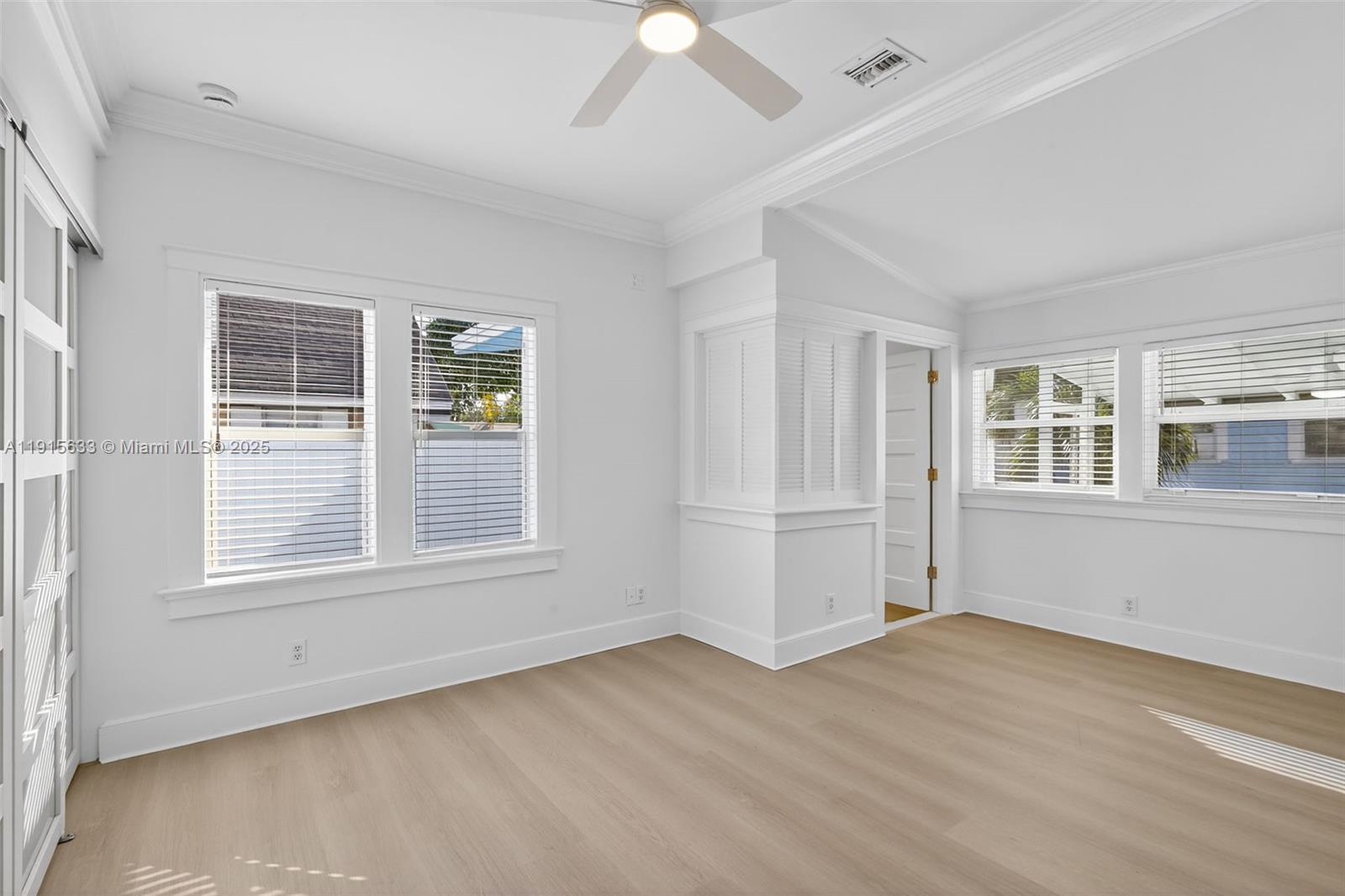 LAKE WORTH TOWN OF - Residential Lease