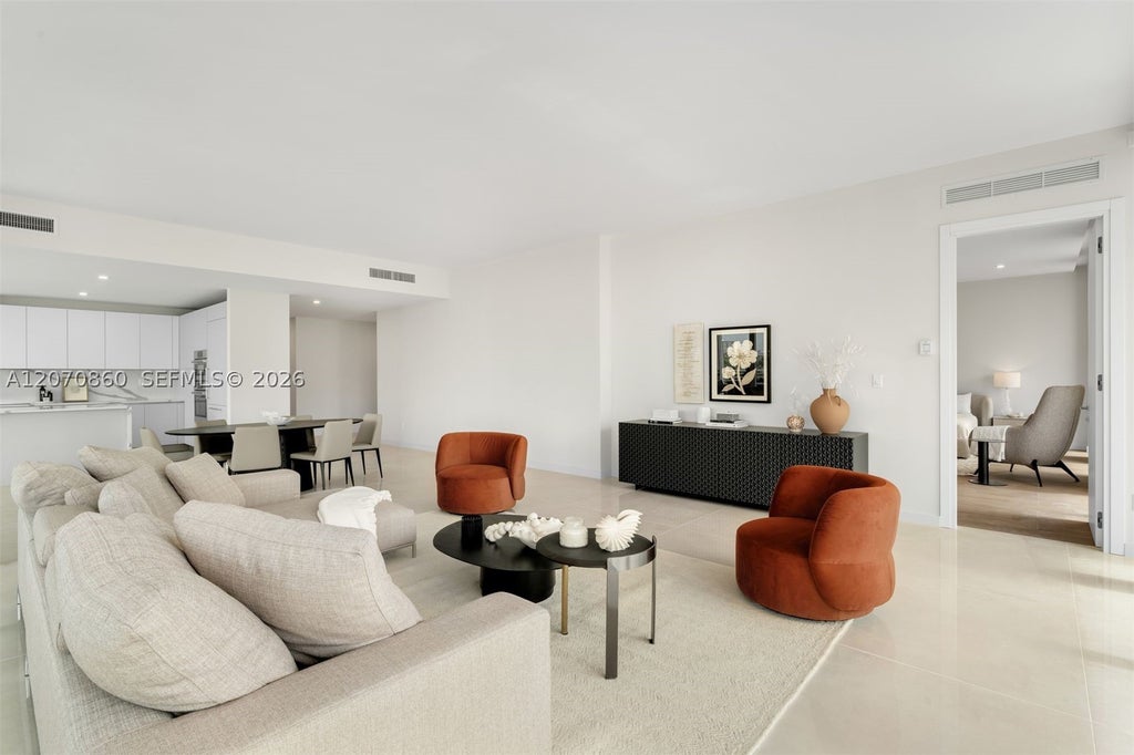 Photo of 527 Orton Ave #903, Fort Lauderdale, FL 33304 (MLS # A12070860)