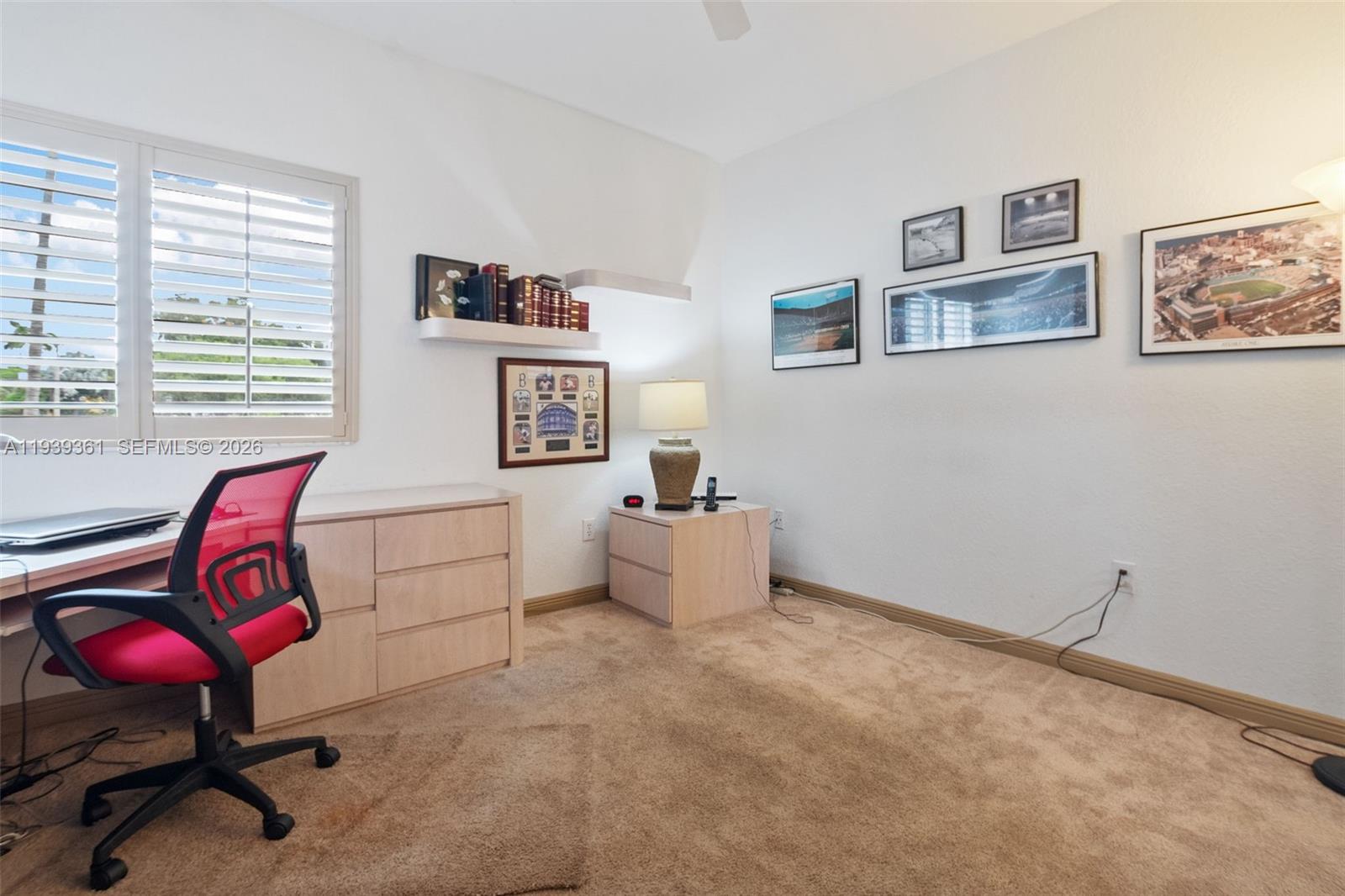 SOUTHAMPTON CONDOMINIUM - Residential