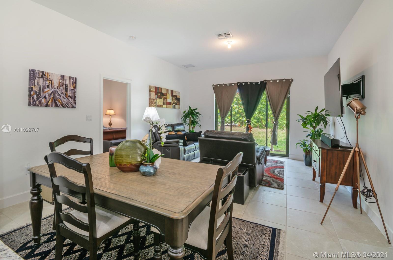 CENTRAL PARC SOUTH 182-173 - Residential