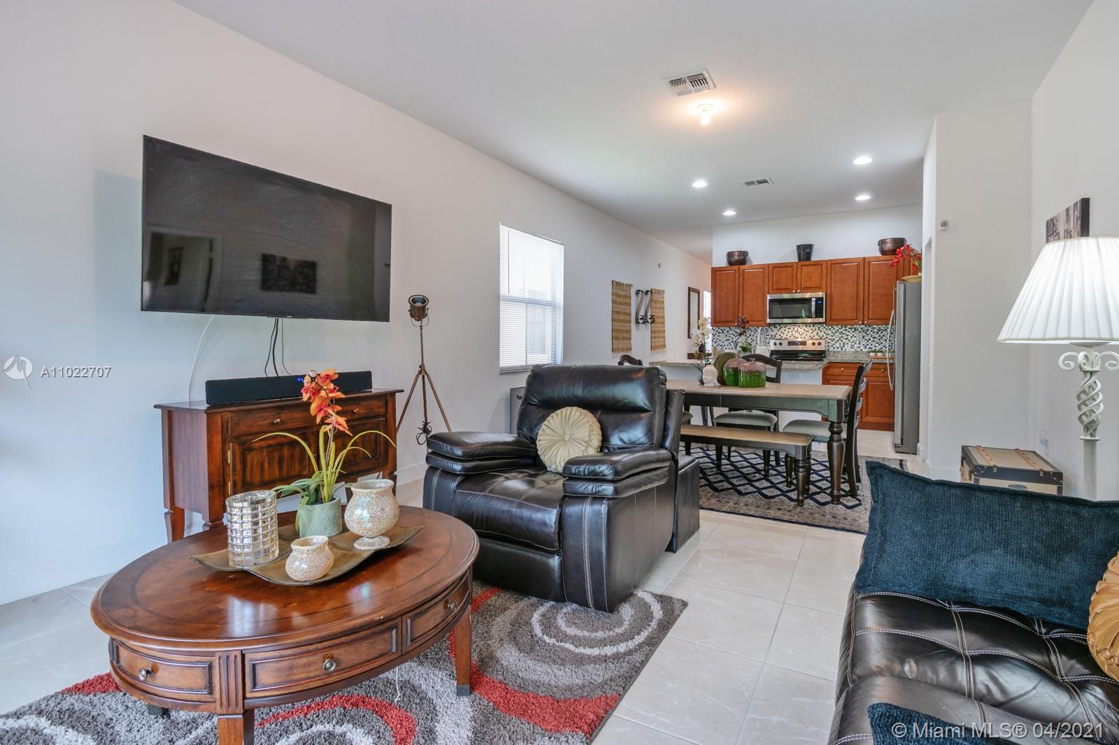 CENTRAL PARC SOUTH 182-173 - Residential