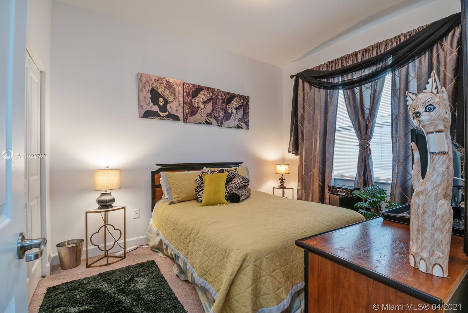 CENTRAL PARC SOUTH 182-173 - Residential