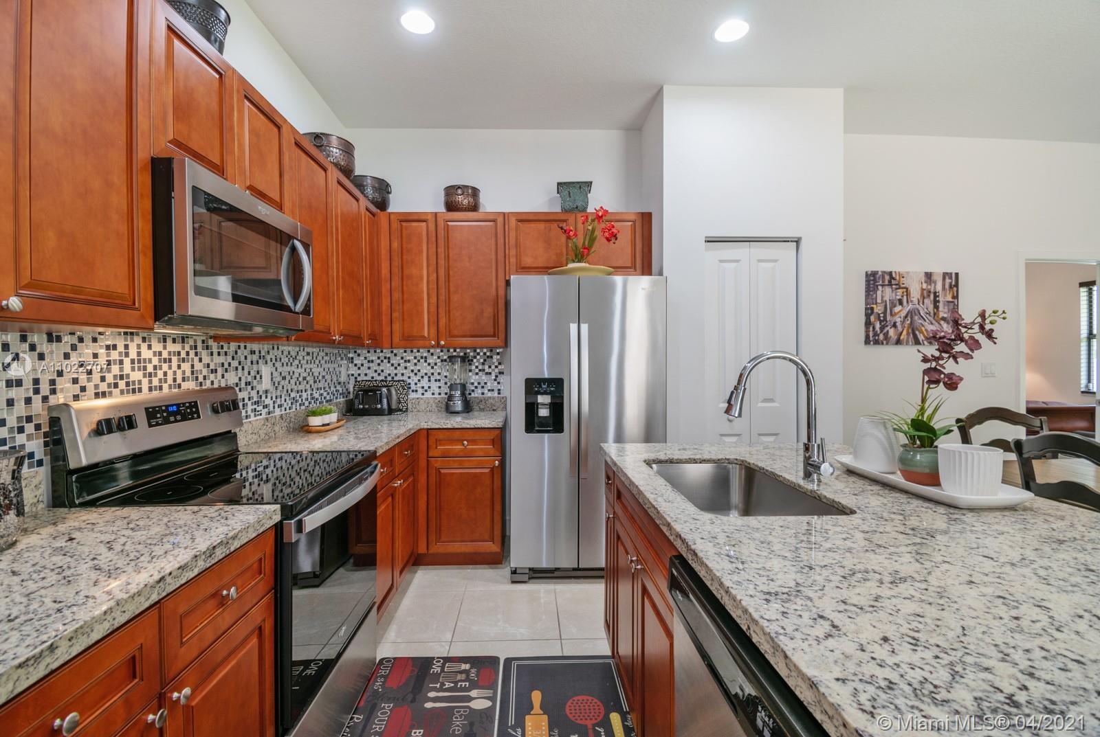 CENTRAL PARC SOUTH 182-173 - Residential
