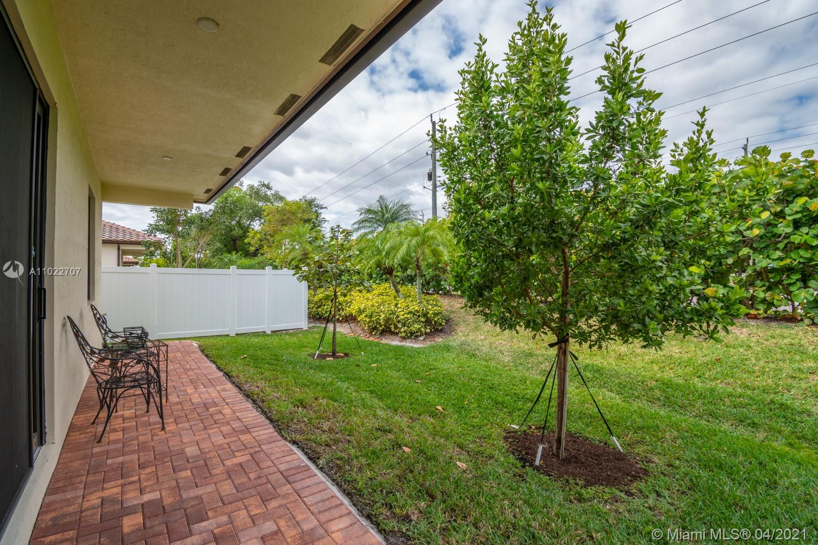 CENTRAL PARC SOUTH 182-173 - Residential