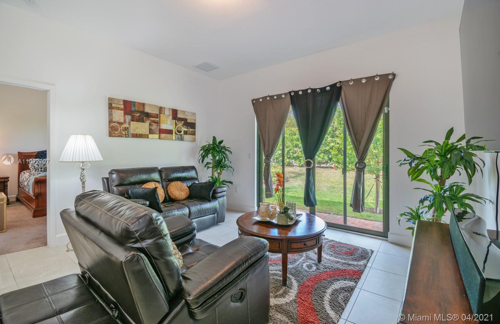 CENTRAL PARC SOUTH 182-173 - Residential