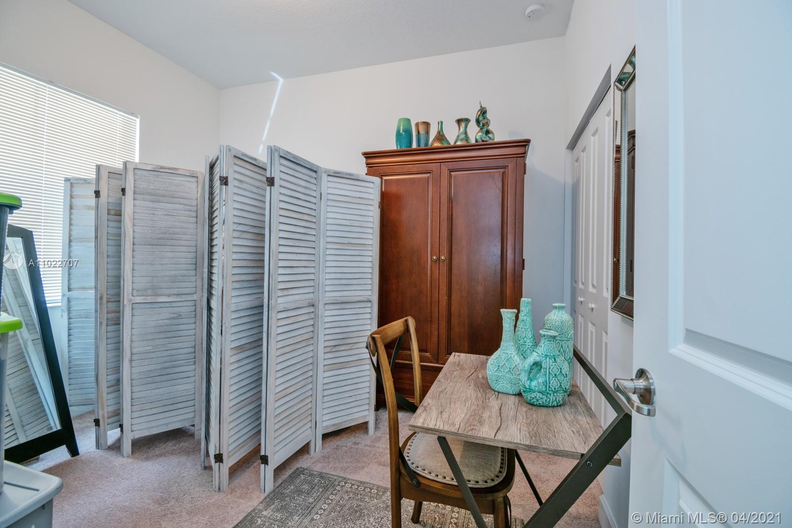 CENTRAL PARC SOUTH 182-173 - Residential
