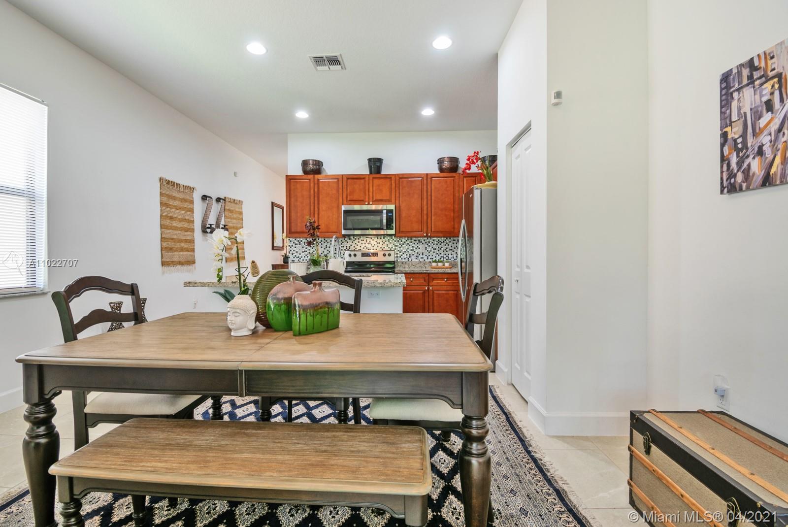 CENTRAL PARC SOUTH 182-173 - Residential