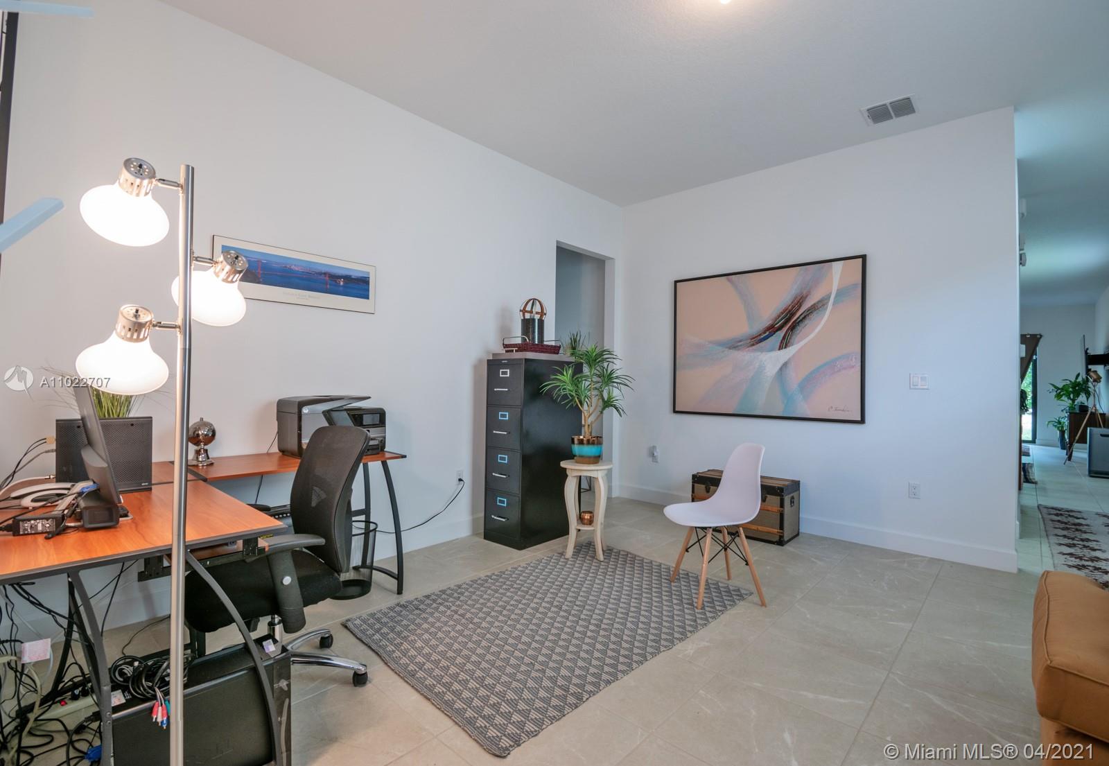 CENTRAL PARC SOUTH 182-173 - Residential