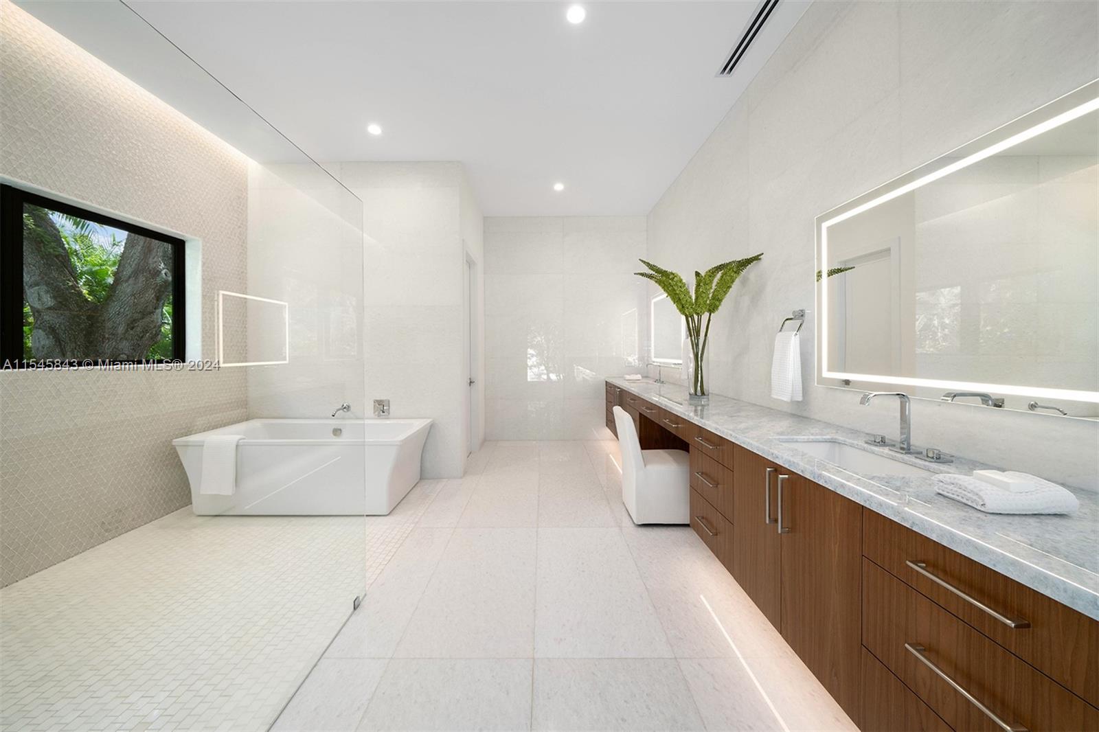 LUDLAM ACRES - Residential