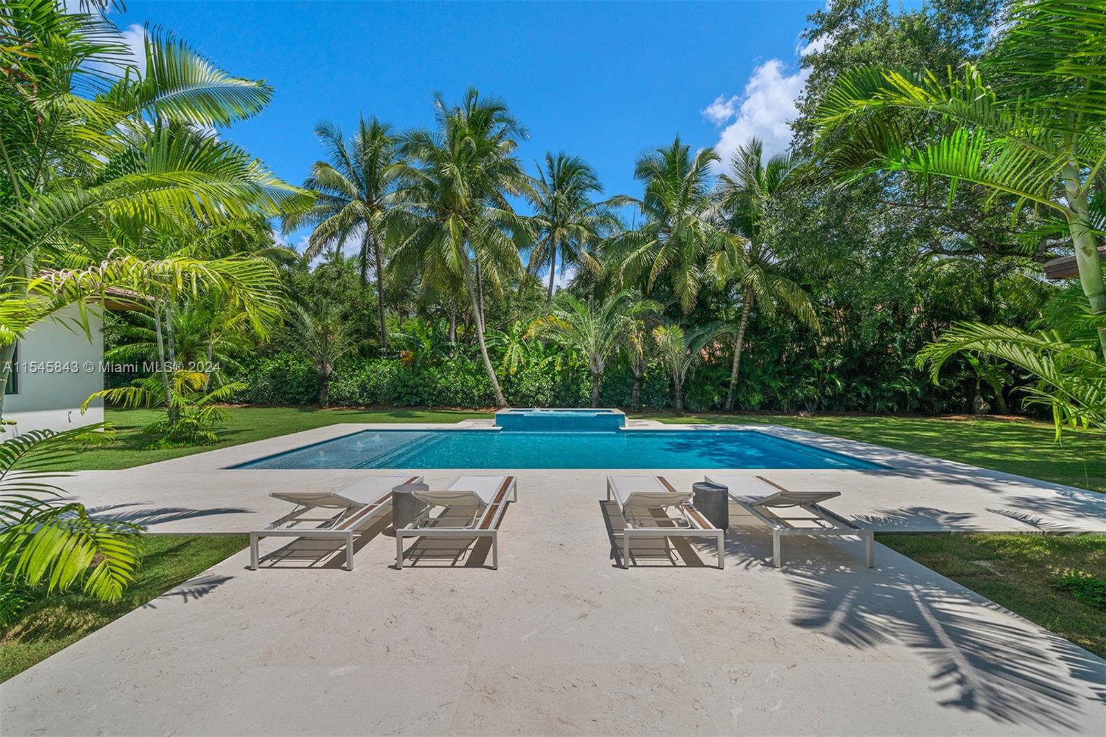 LUDLAM ACRES - Residential