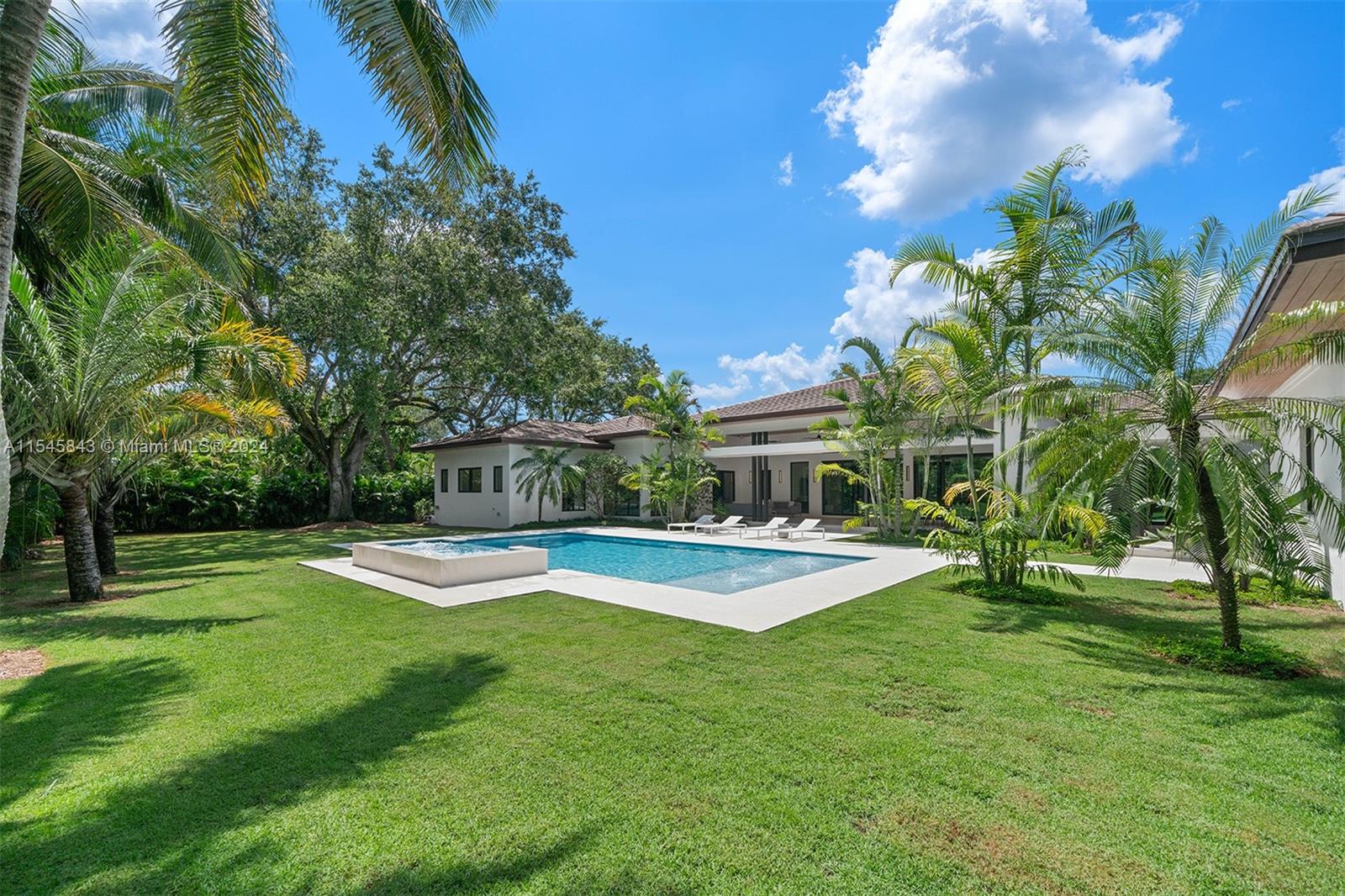 LUDLAM ACRES - Residential