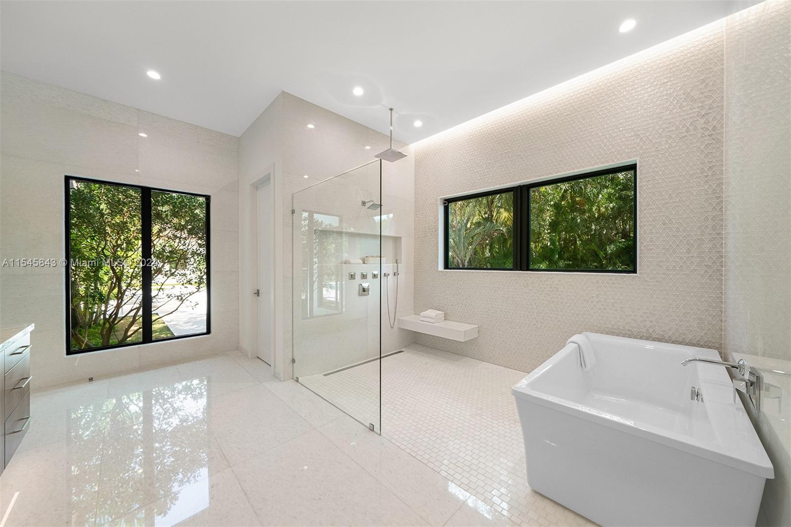 LUDLAM ACRES - Residential