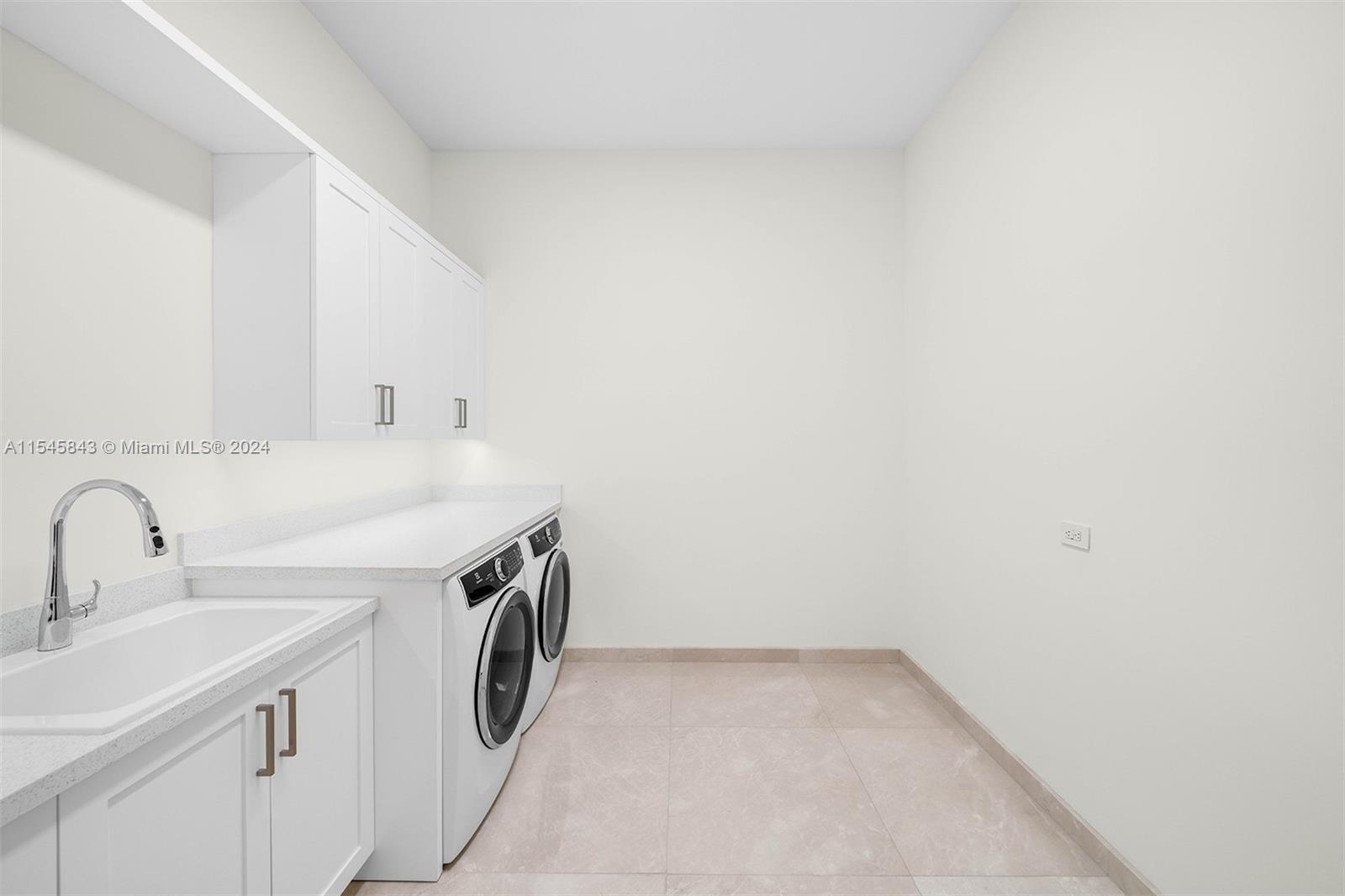 LUDLAM ACRES - Residential