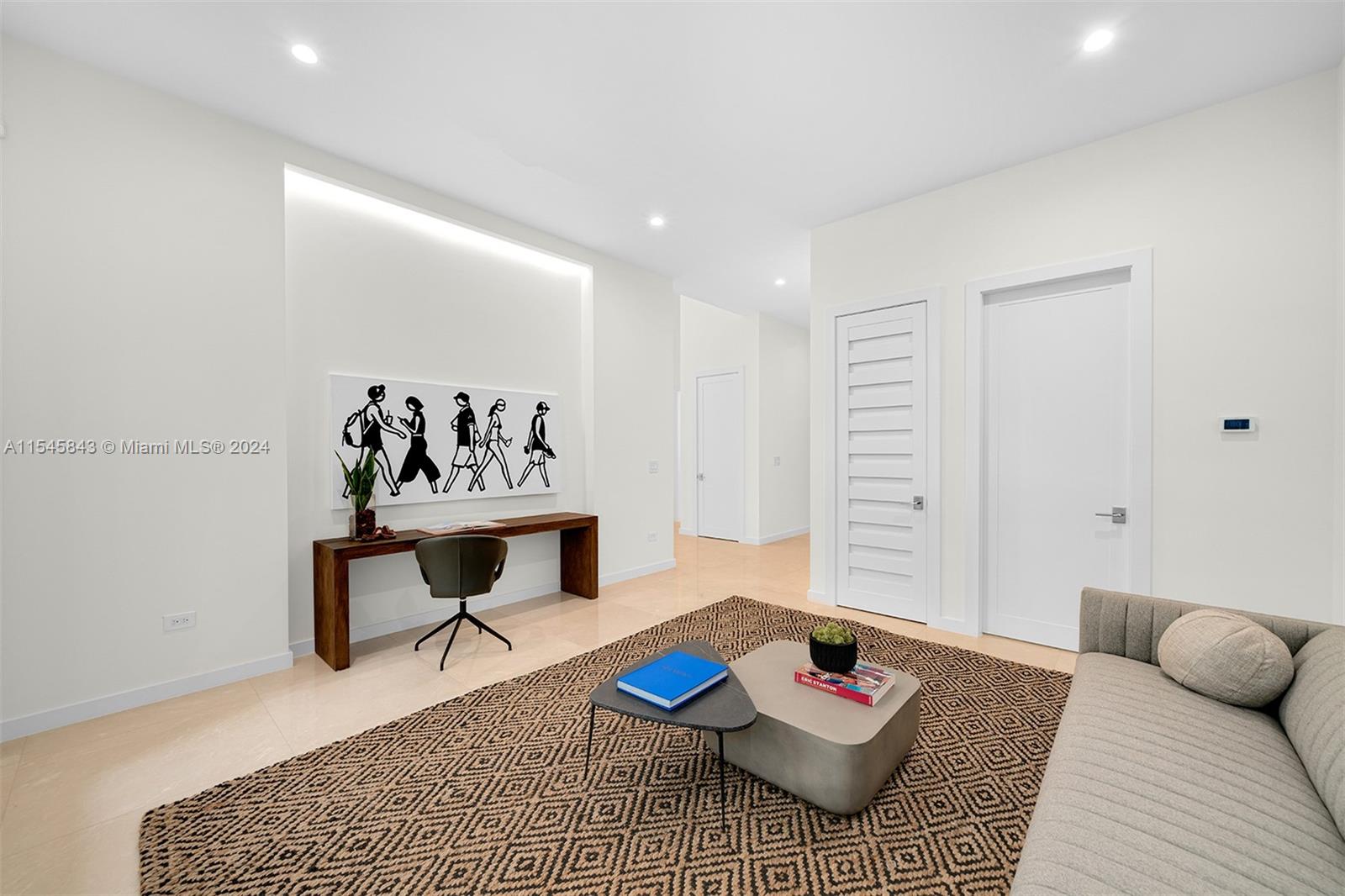 LUDLAM ACRES - Residential