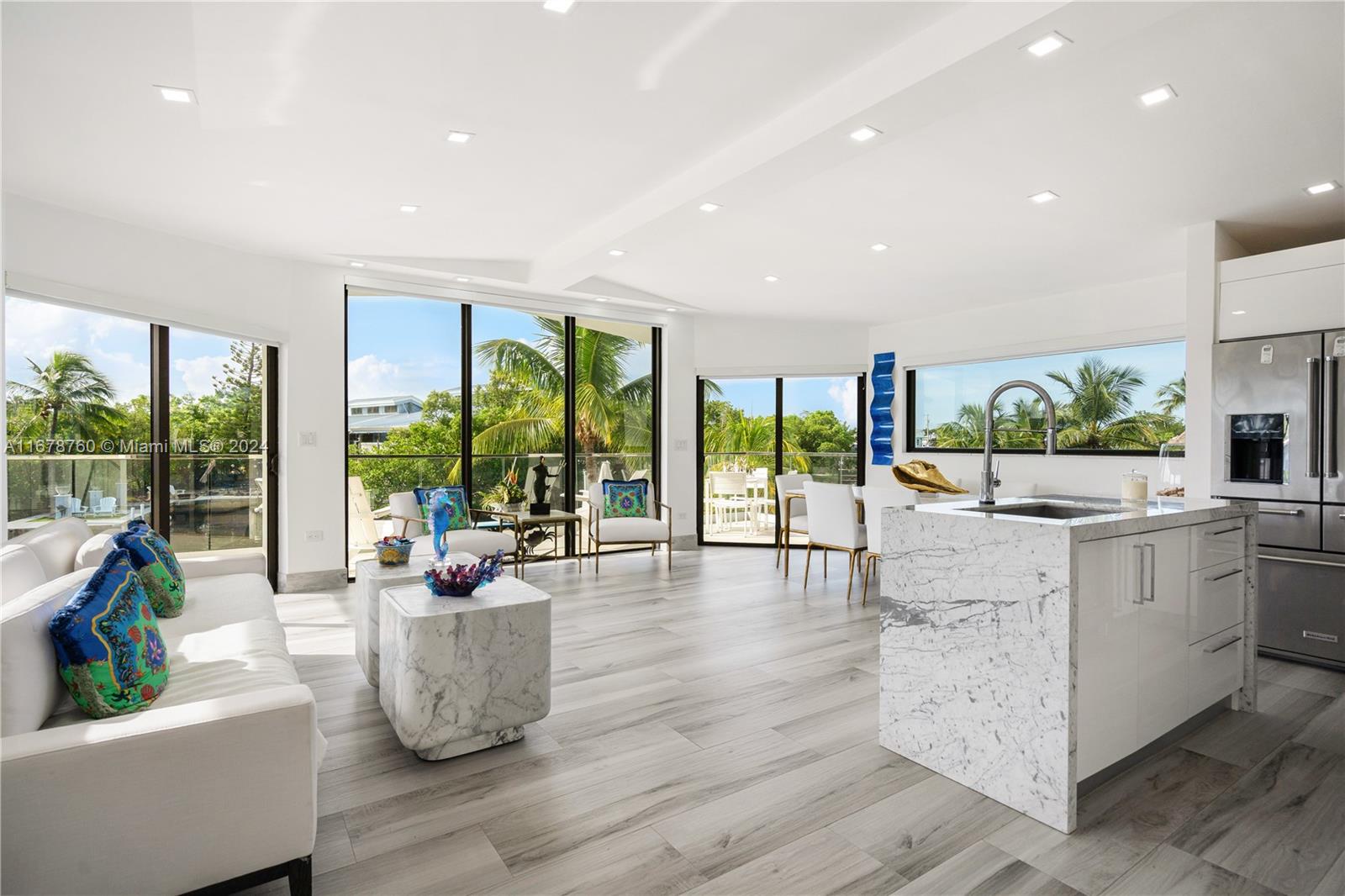 KEY LARGO BEACH - Residential