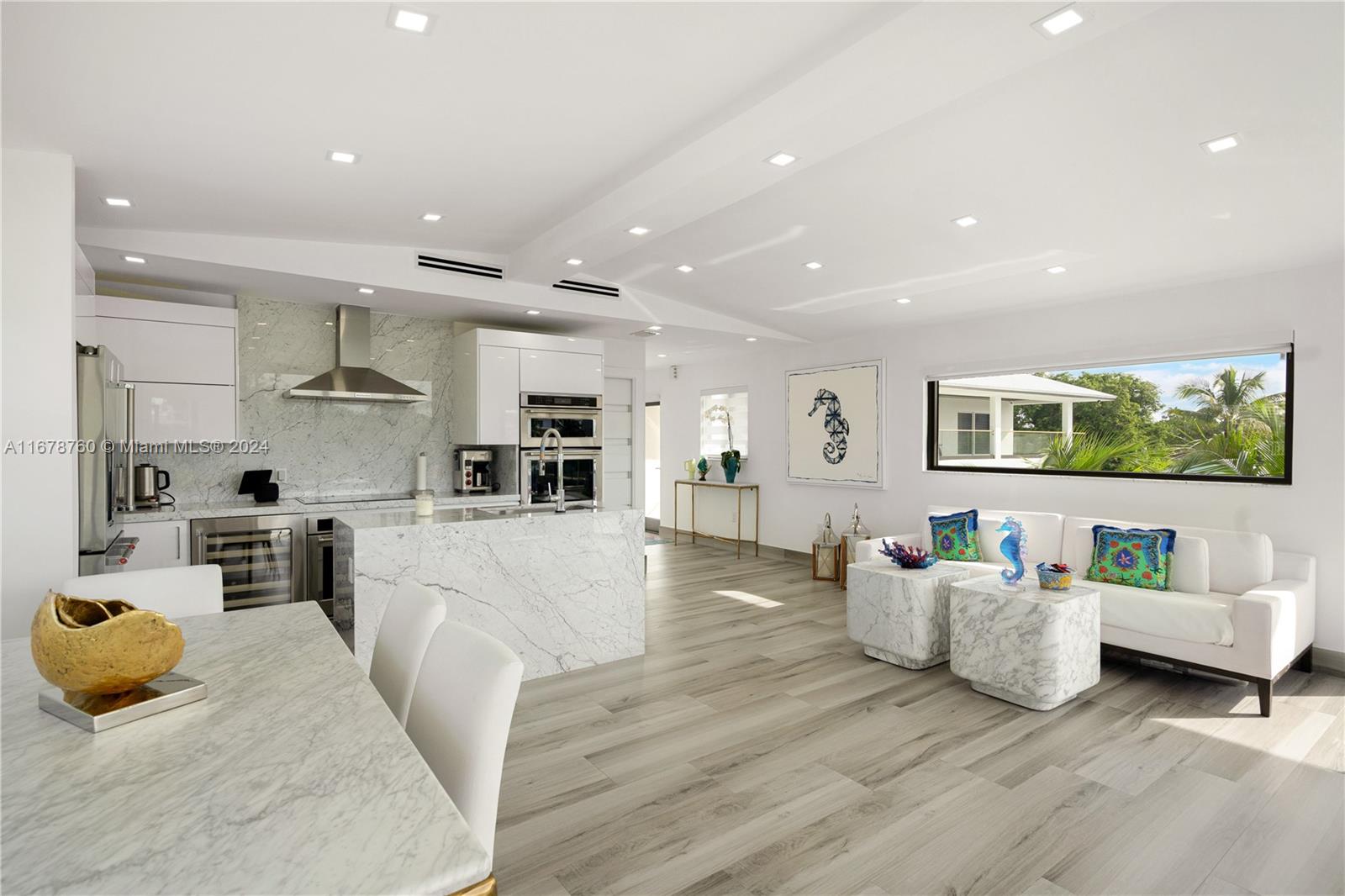 KEY LARGO BEACH - Residential