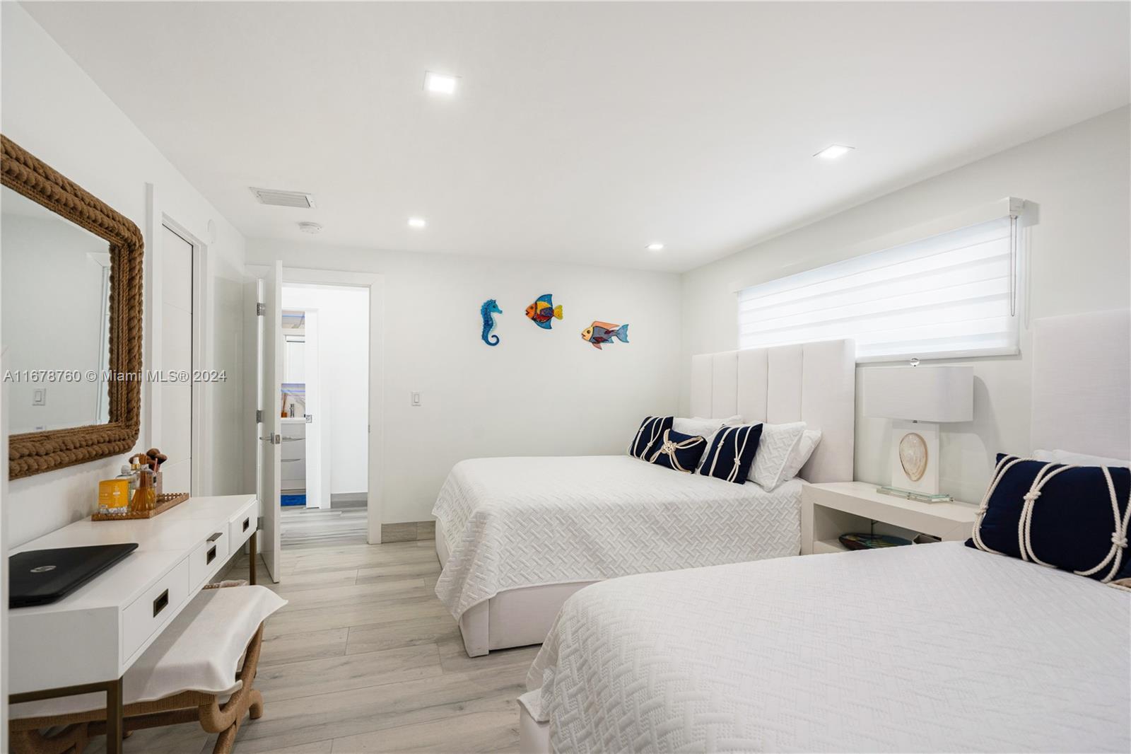 KEY LARGO BEACH - Residential