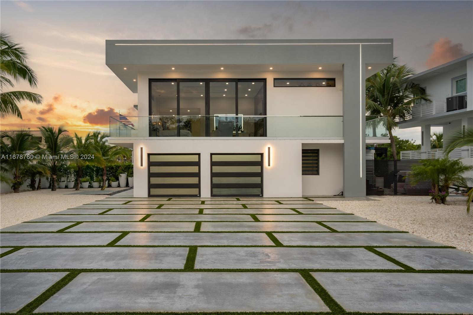 KEY LARGO BEACH - Residential