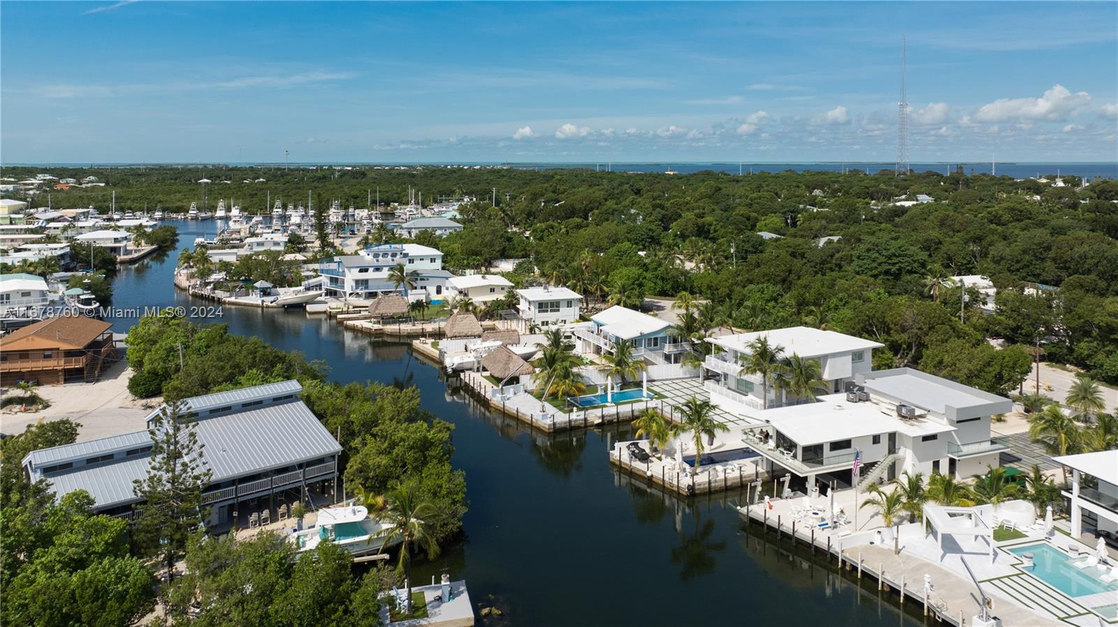 KEY LARGO BEACH - Residential