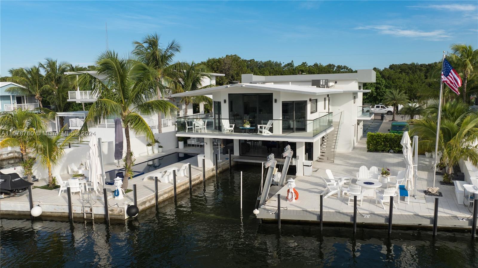 KEY LARGO BEACH - Residential
