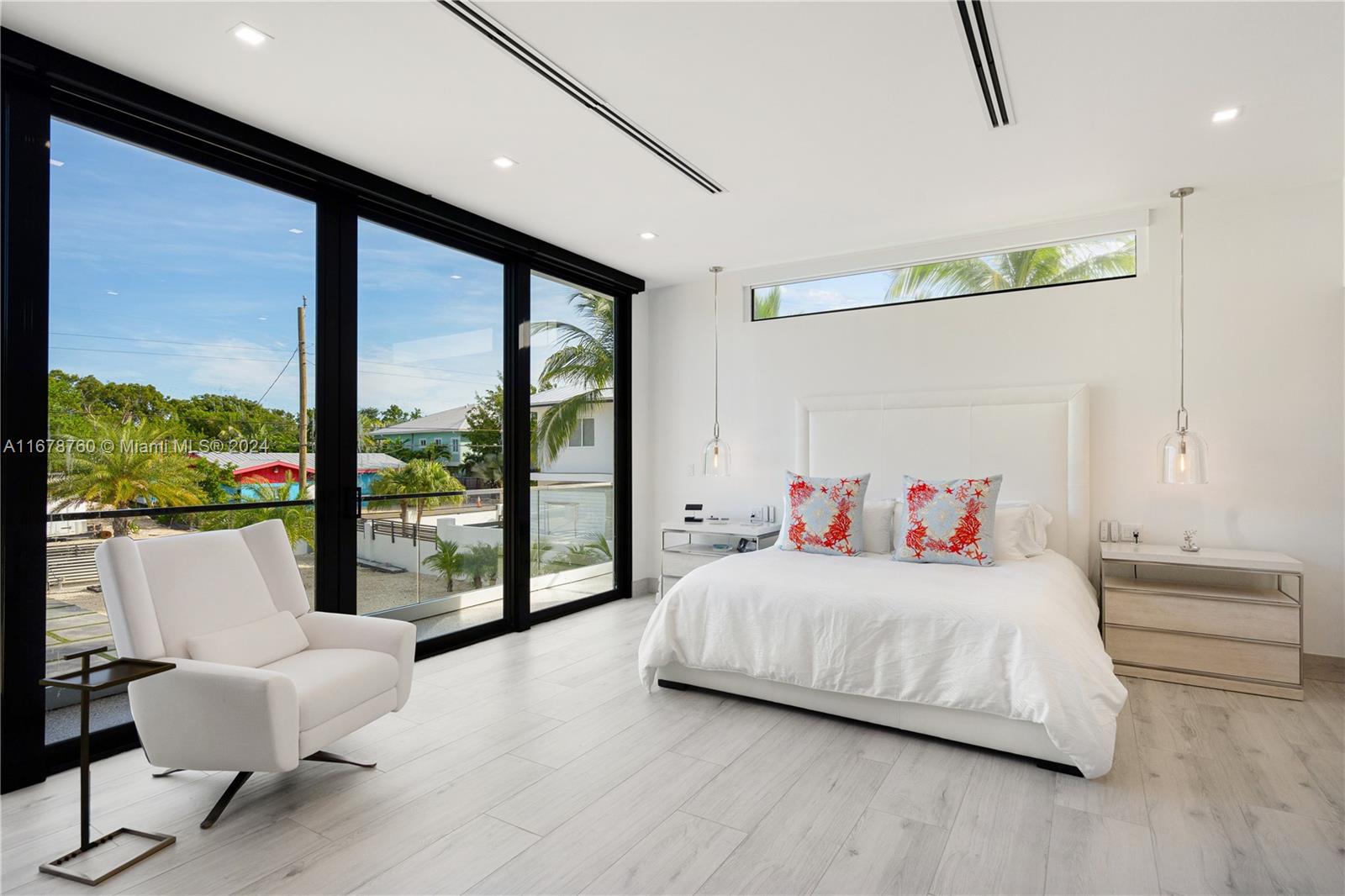 KEY LARGO BEACH - Residential