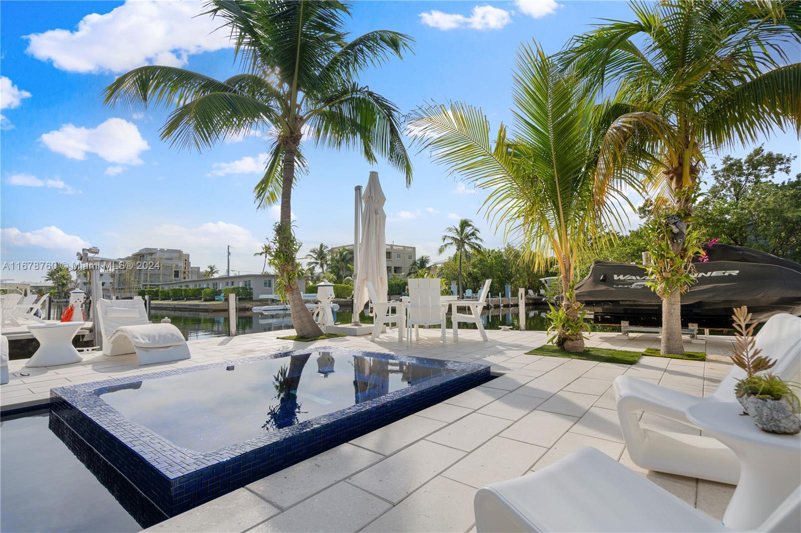 KEY LARGO BEACH - Residential