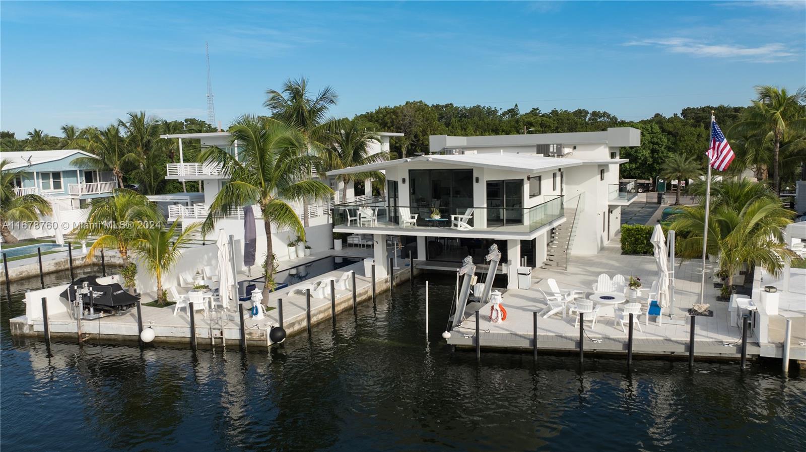 KEY LARGO BEACH - Residential