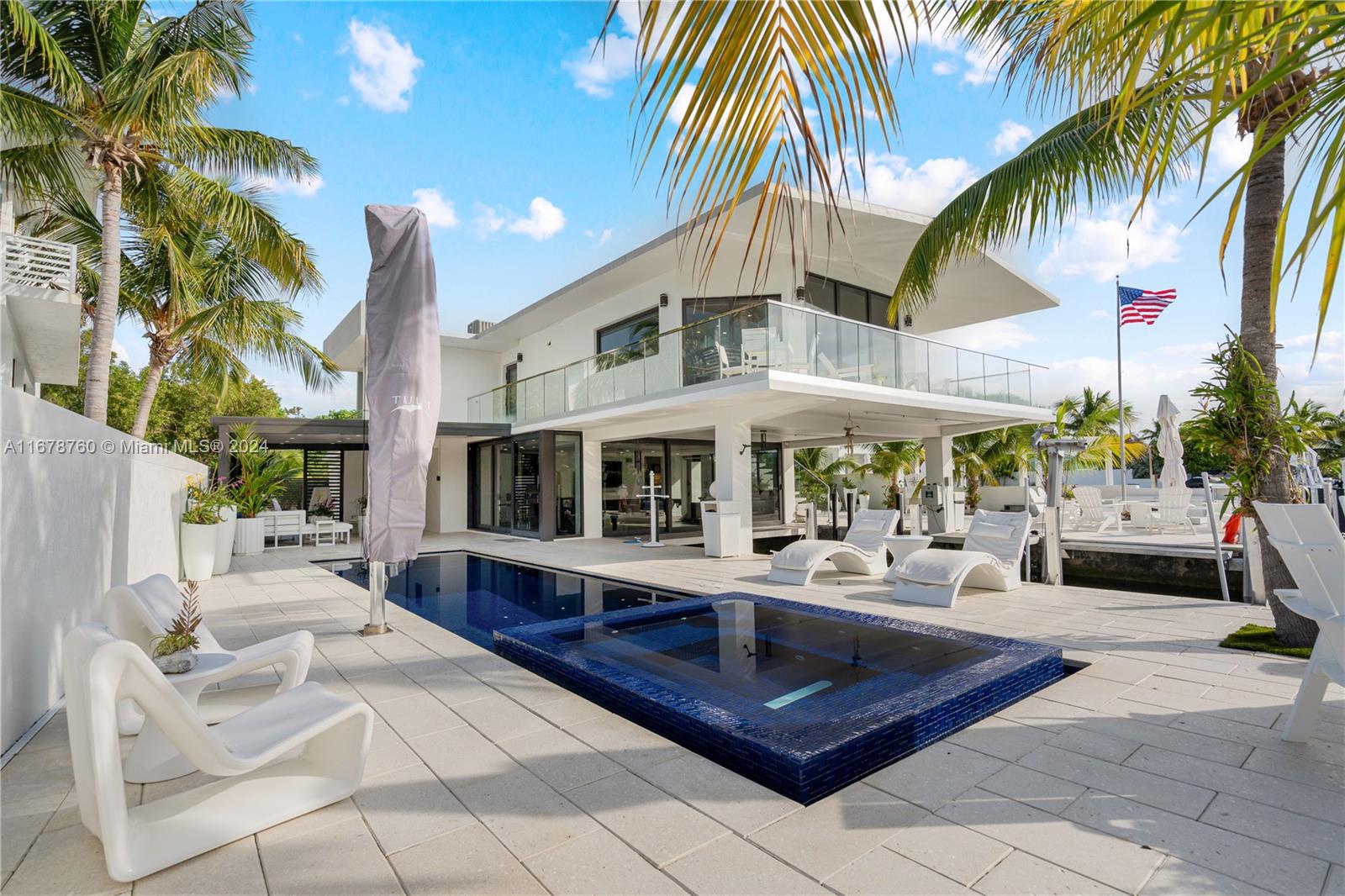 KEY LARGO BEACH - Residential